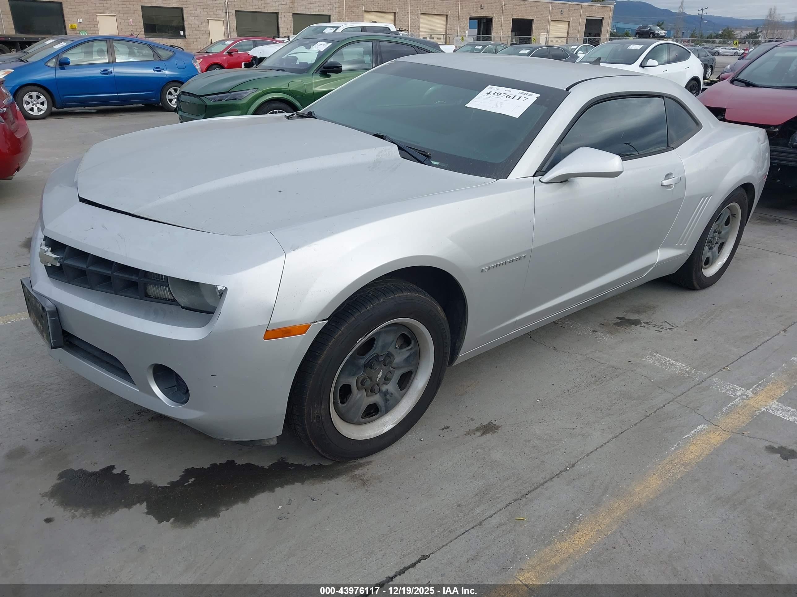 CHEVROLET CAMARO image 2