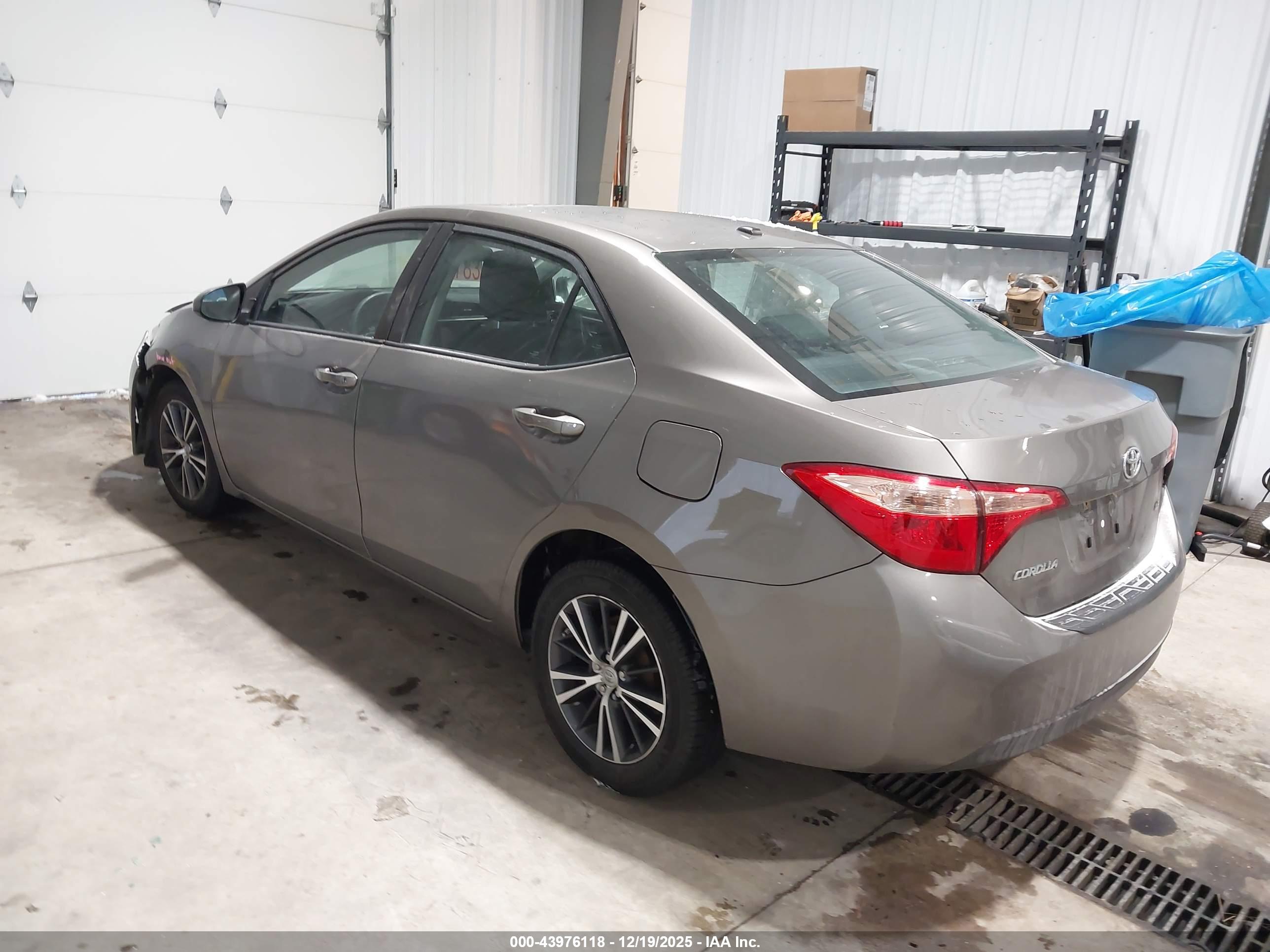TOYOTA COROLLA image 3