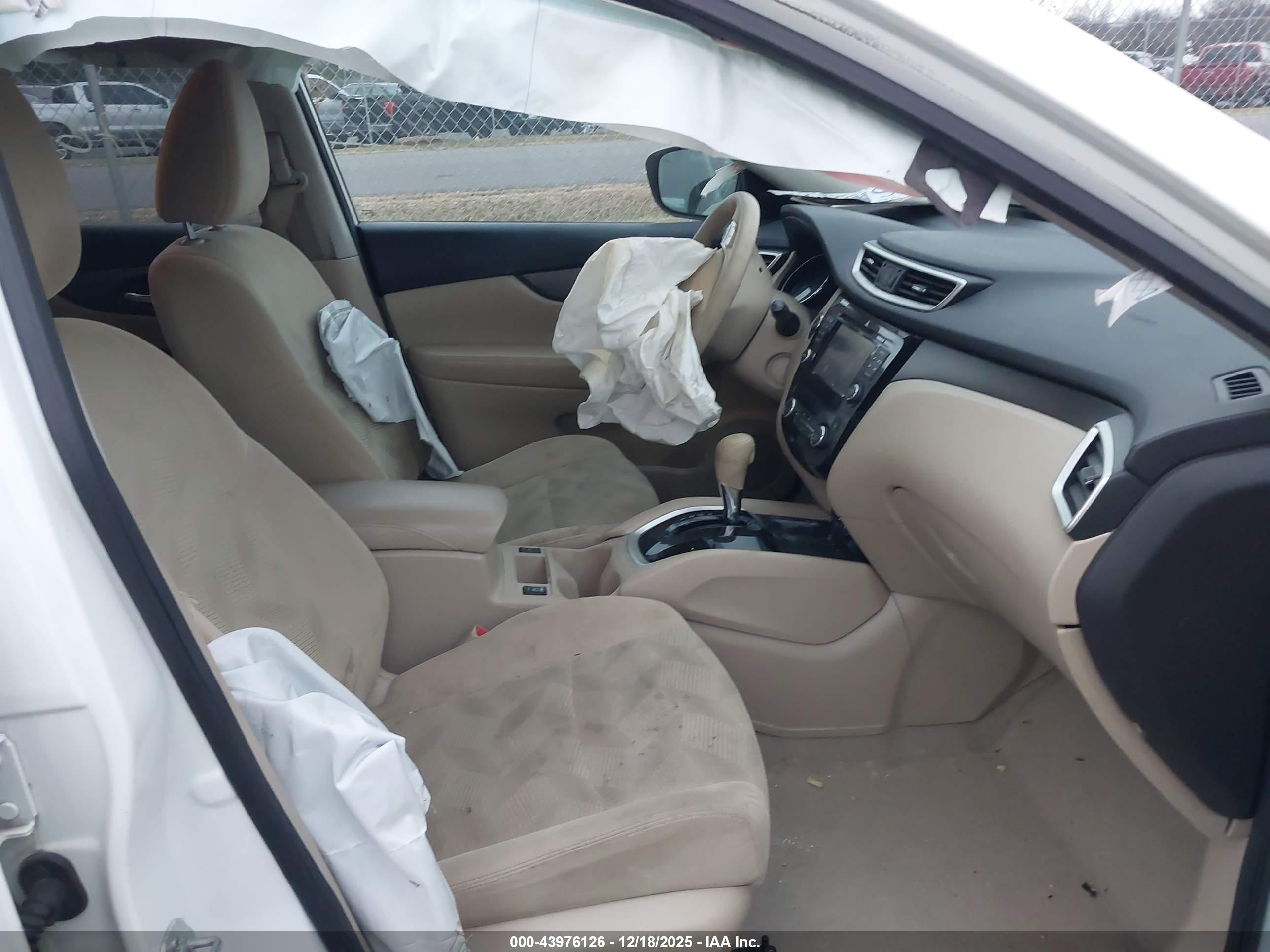 NISSAN ROGUE image 5