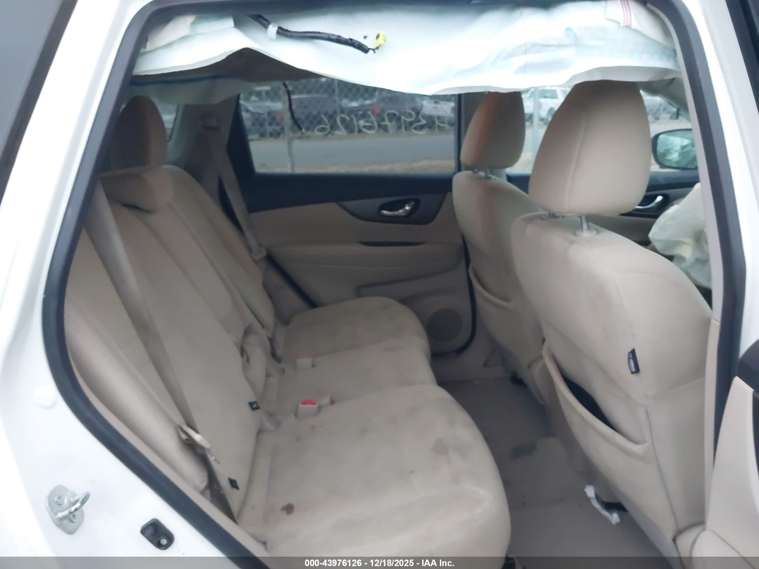 NISSAN ROGUE image 8