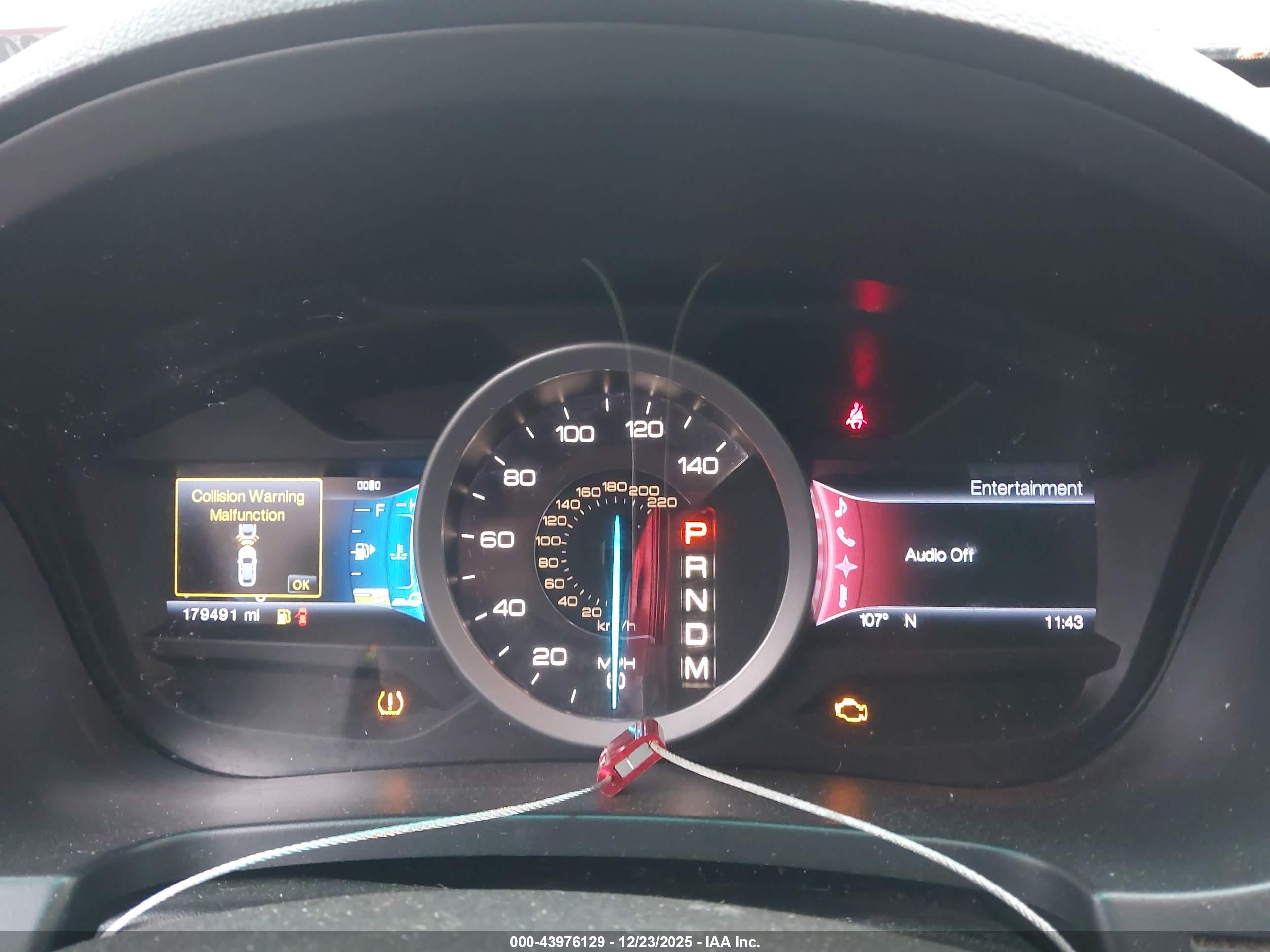 FORD EXPLORER image 7