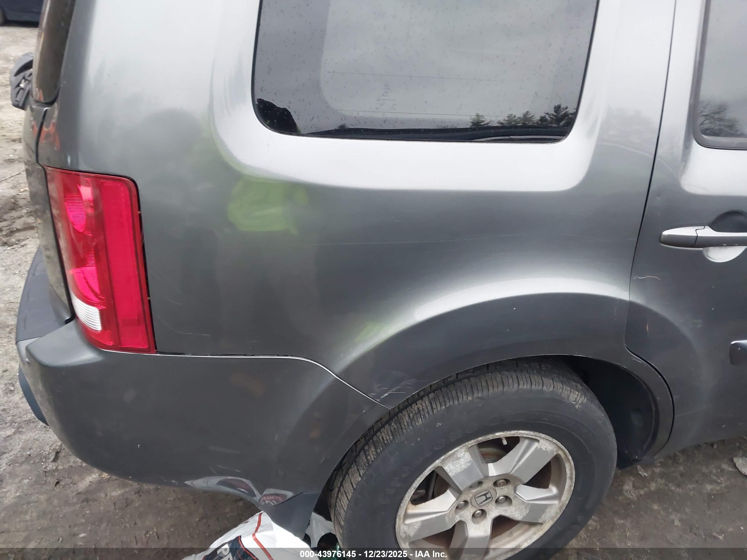HONDA PILOT image 4