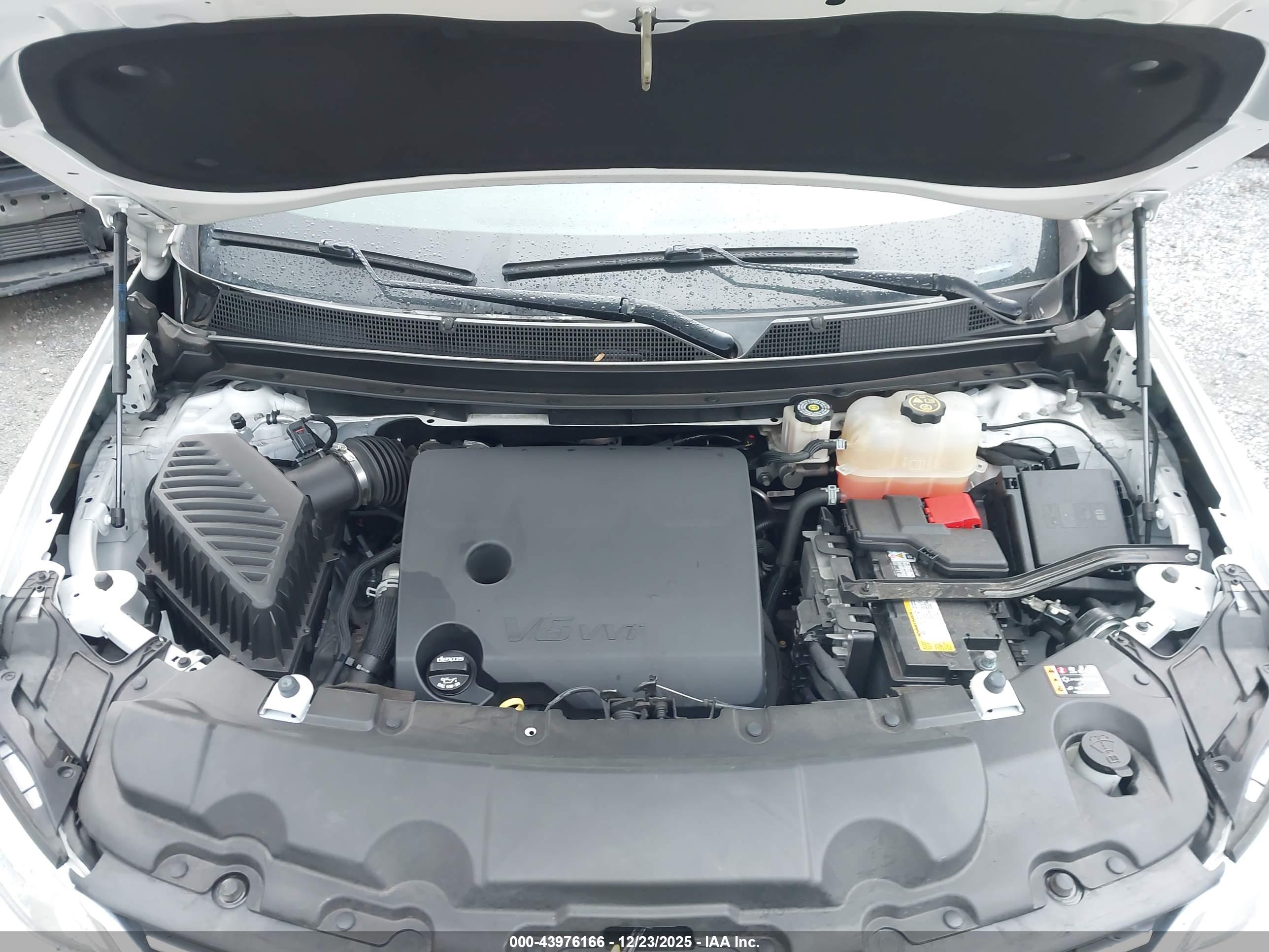 CHEVROLET TRAVERSE image 10