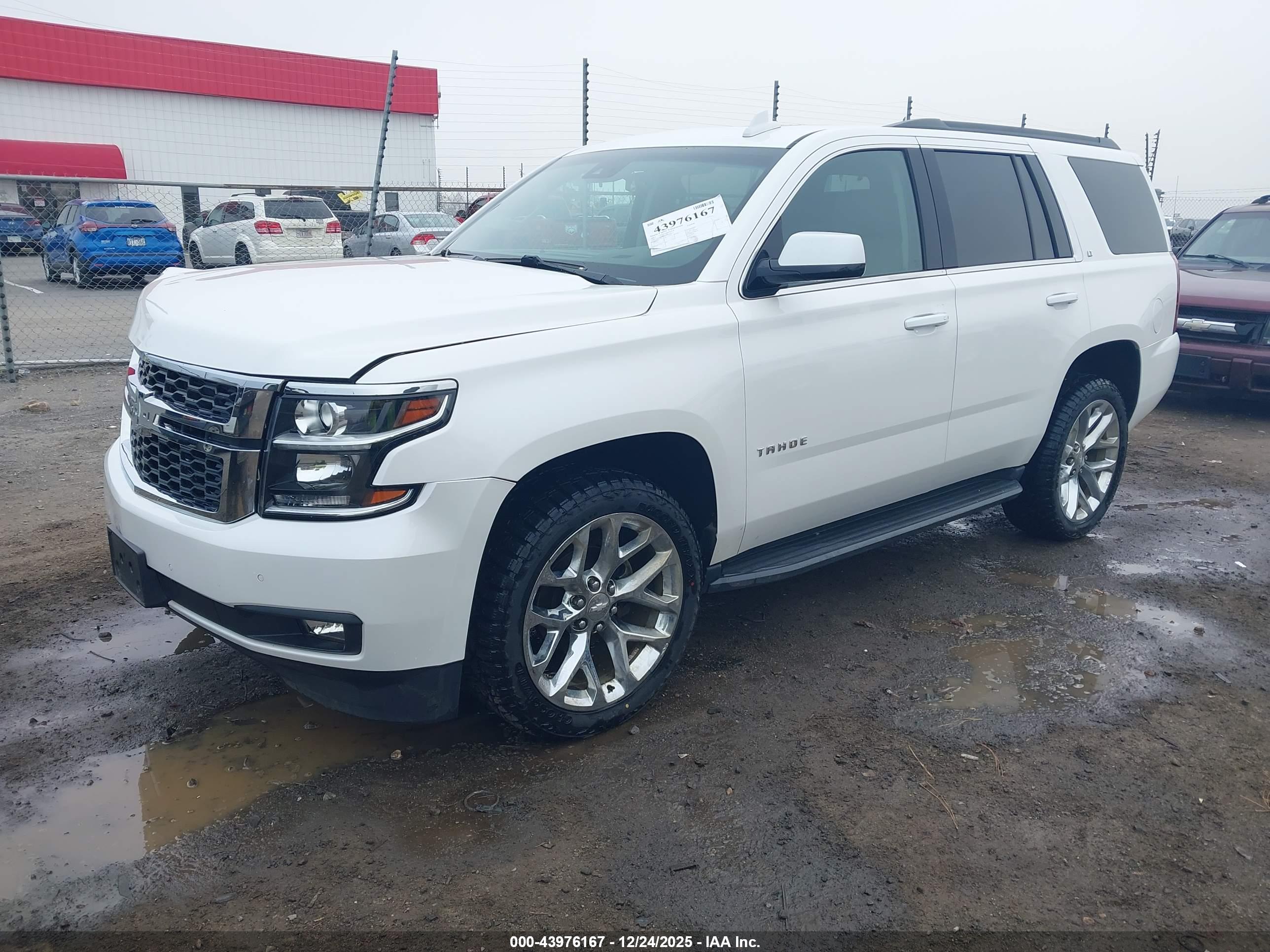 CHEVROLET TAHOE image 2