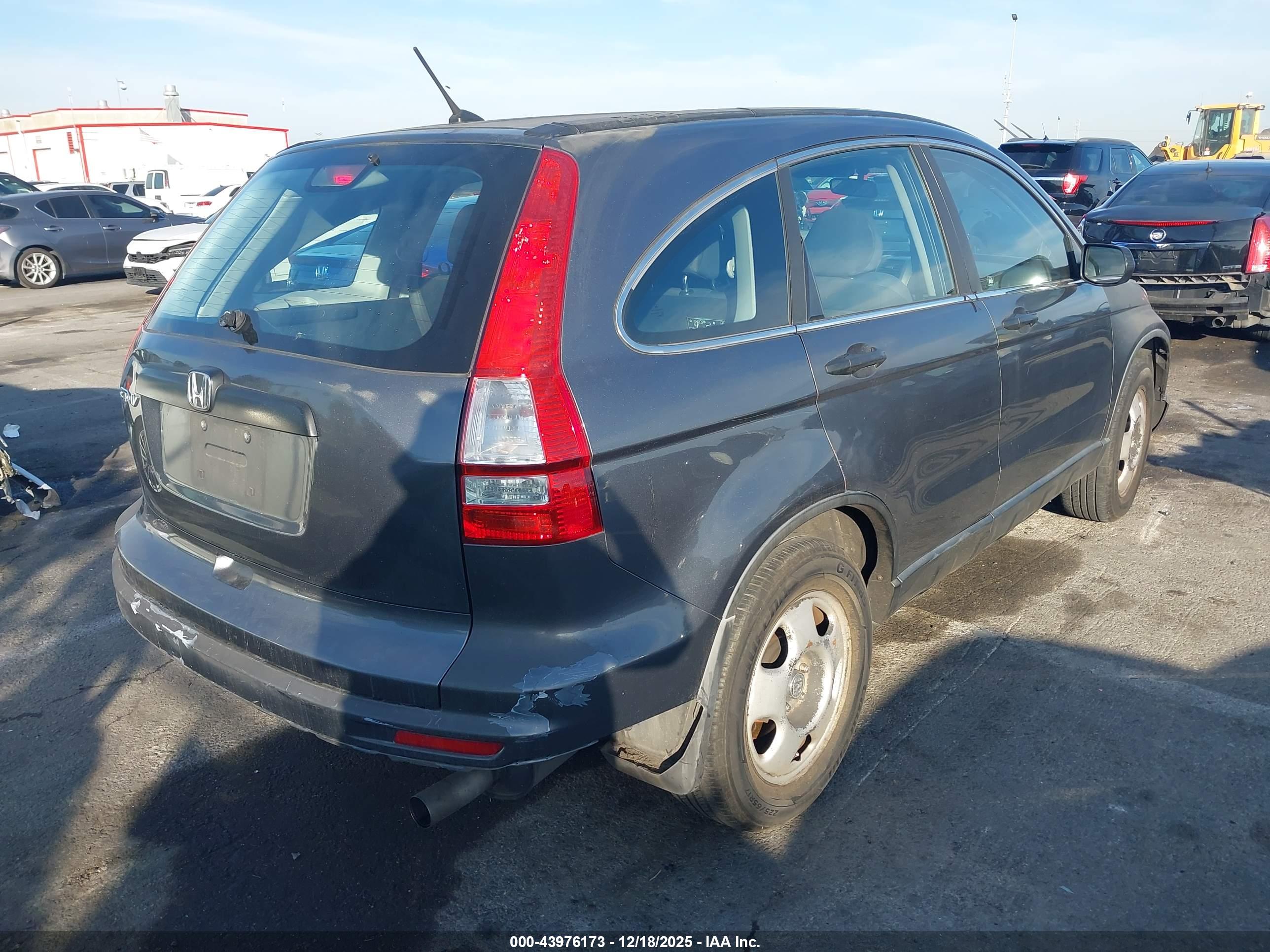 HONDA CR-V image 4