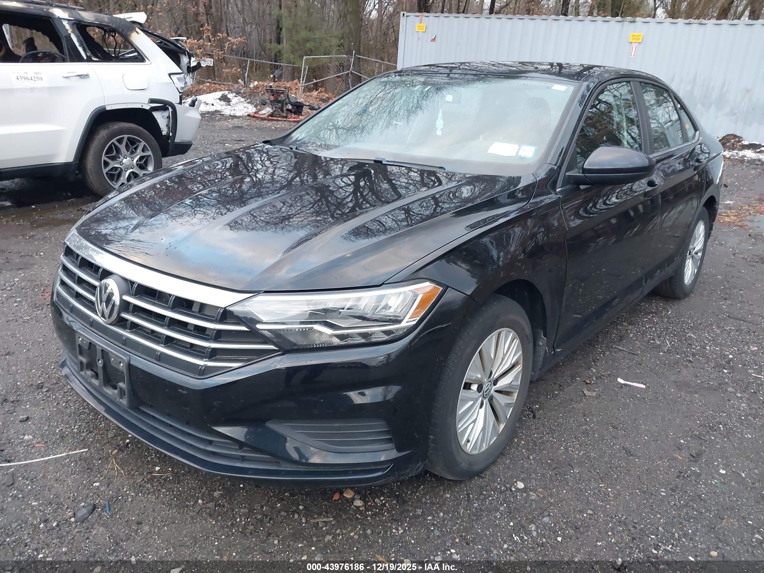 VOLKSWAGEN JETTA image 2