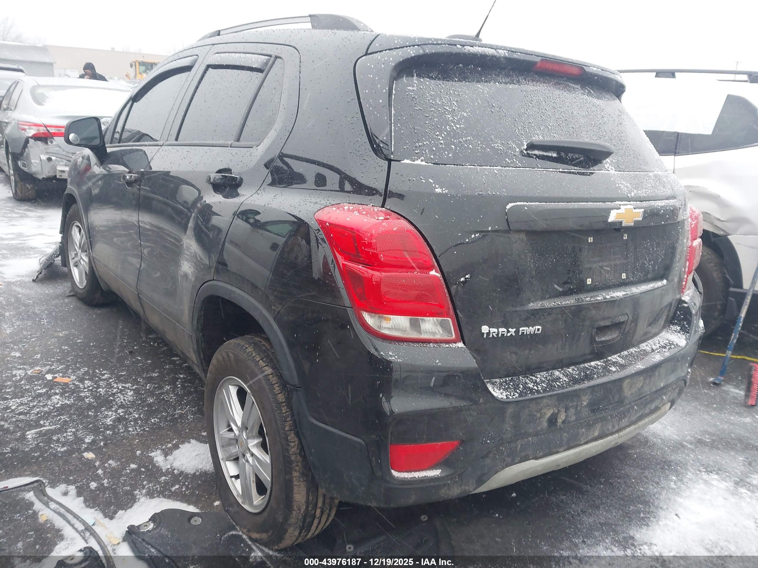 CHEVROLET TRAX image 3