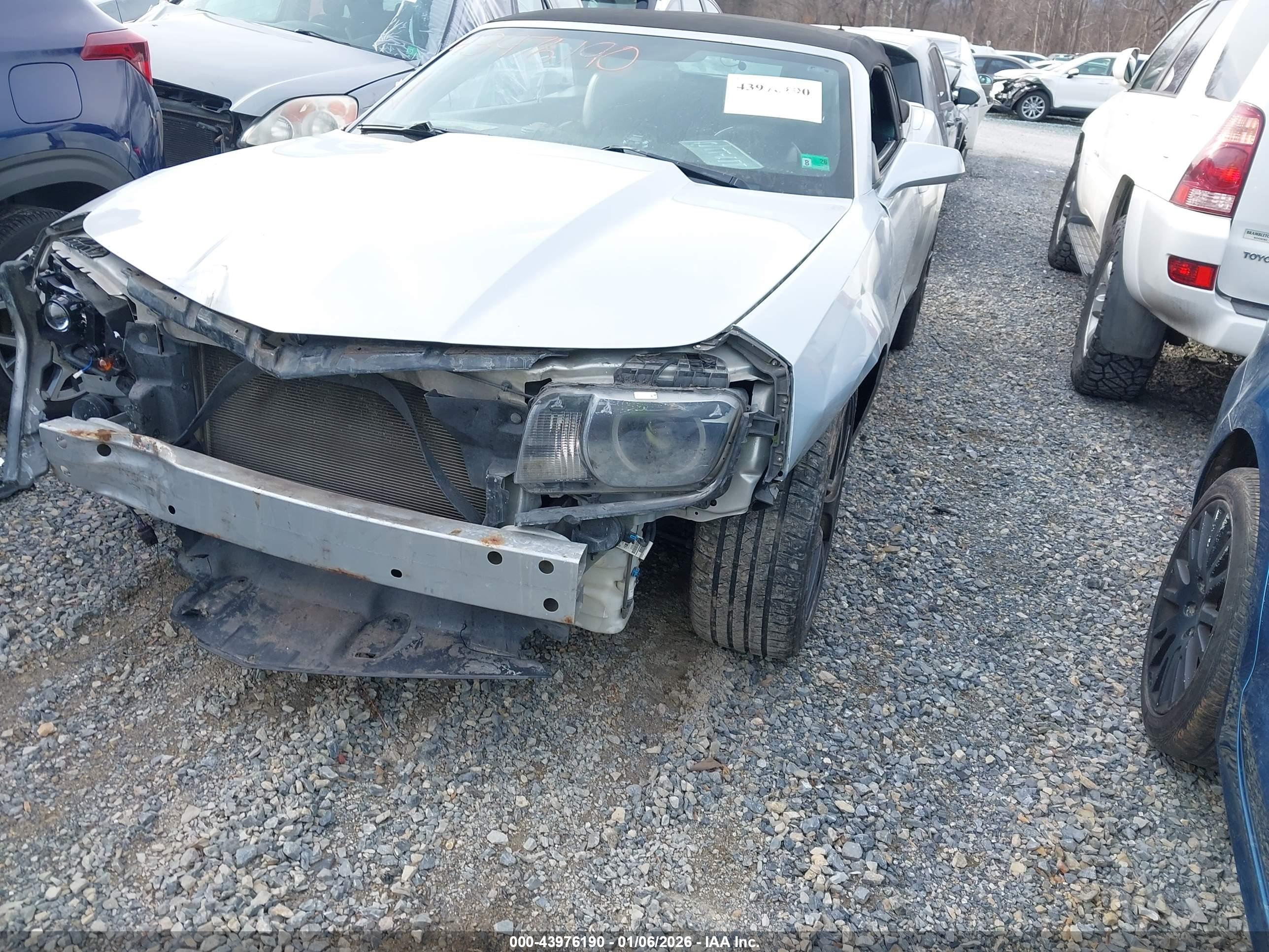 CHEVROLET CAMARO image 6