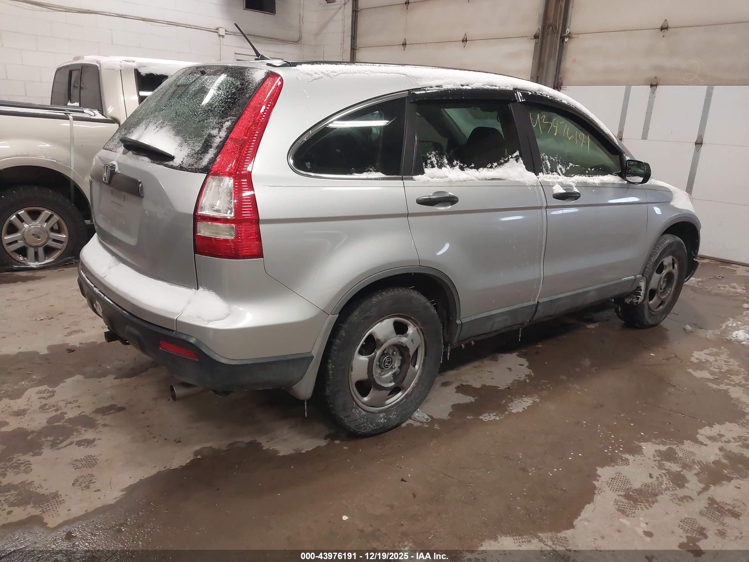 HONDA CR-V image 4