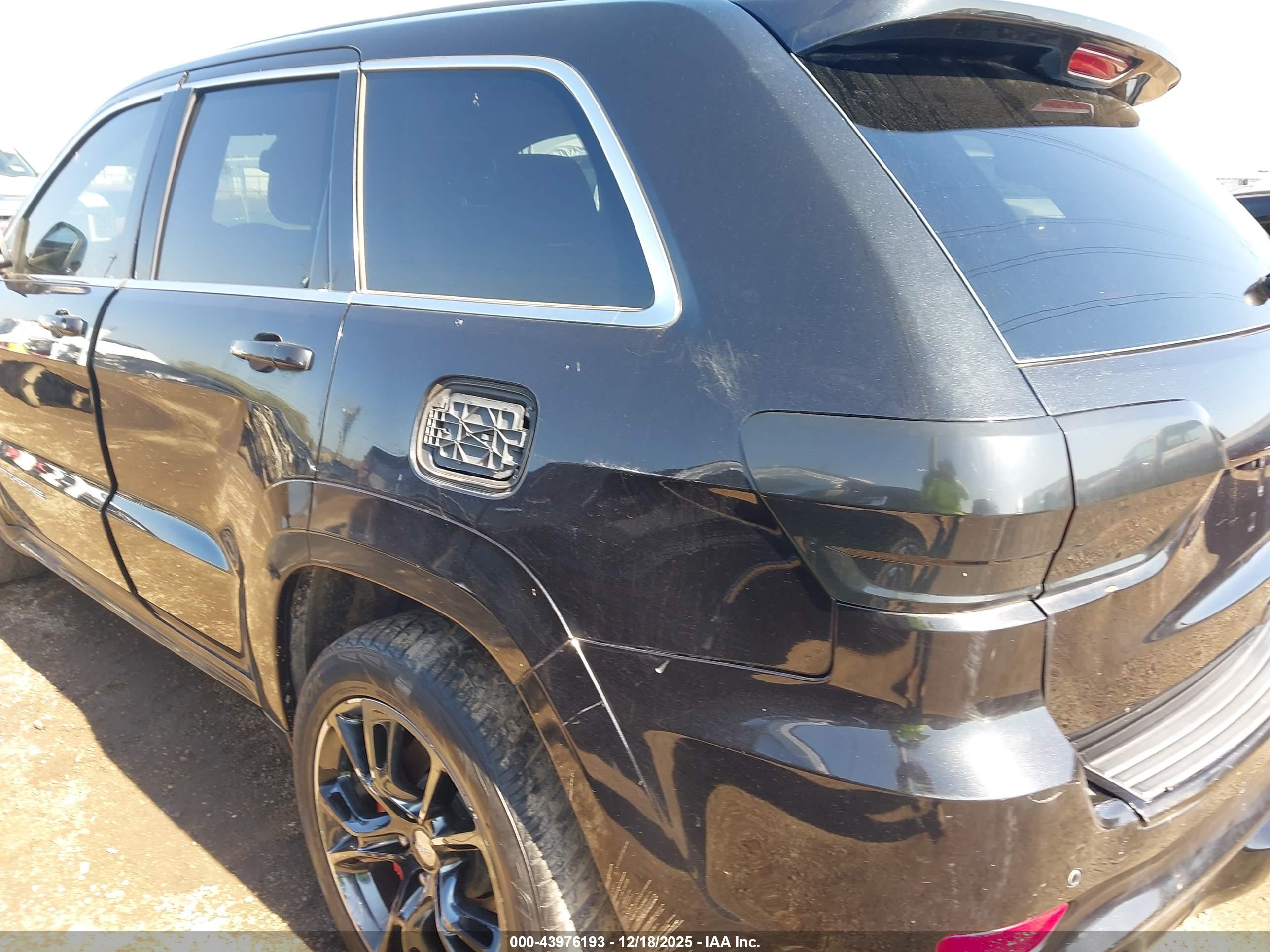 JEEP GRAND image 6