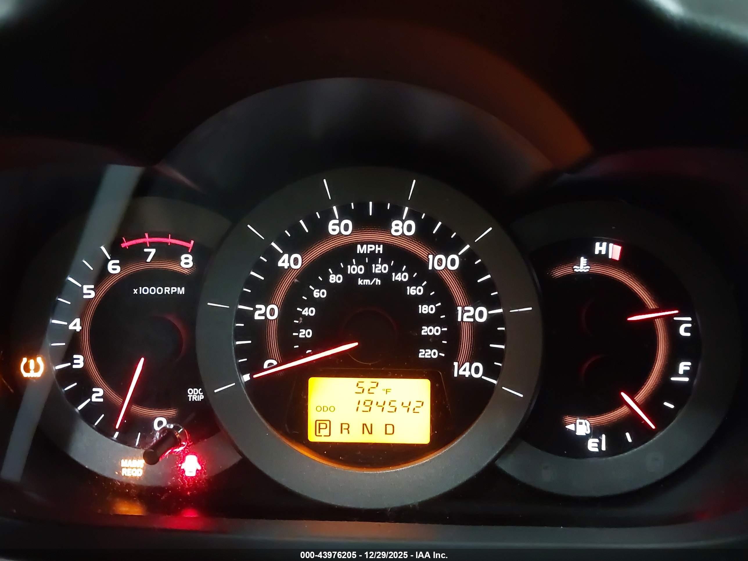 TOYOTA RAV4 image 7