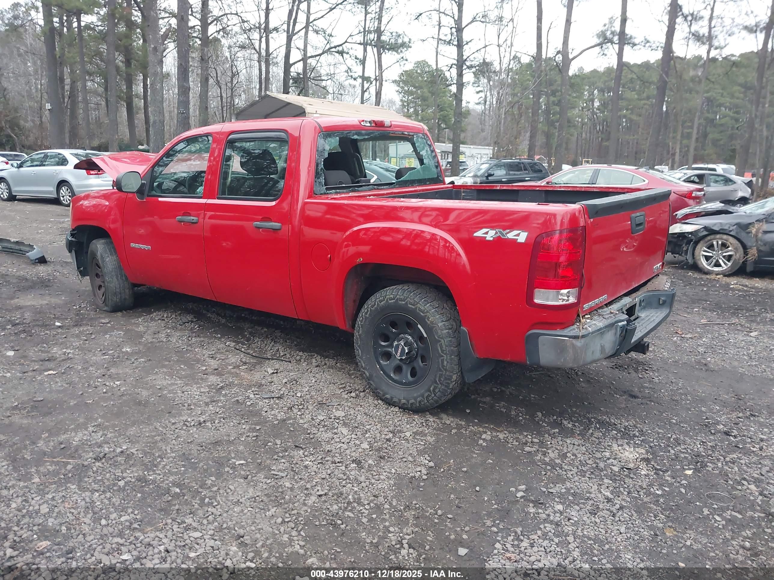 GMC SIERRA image 3