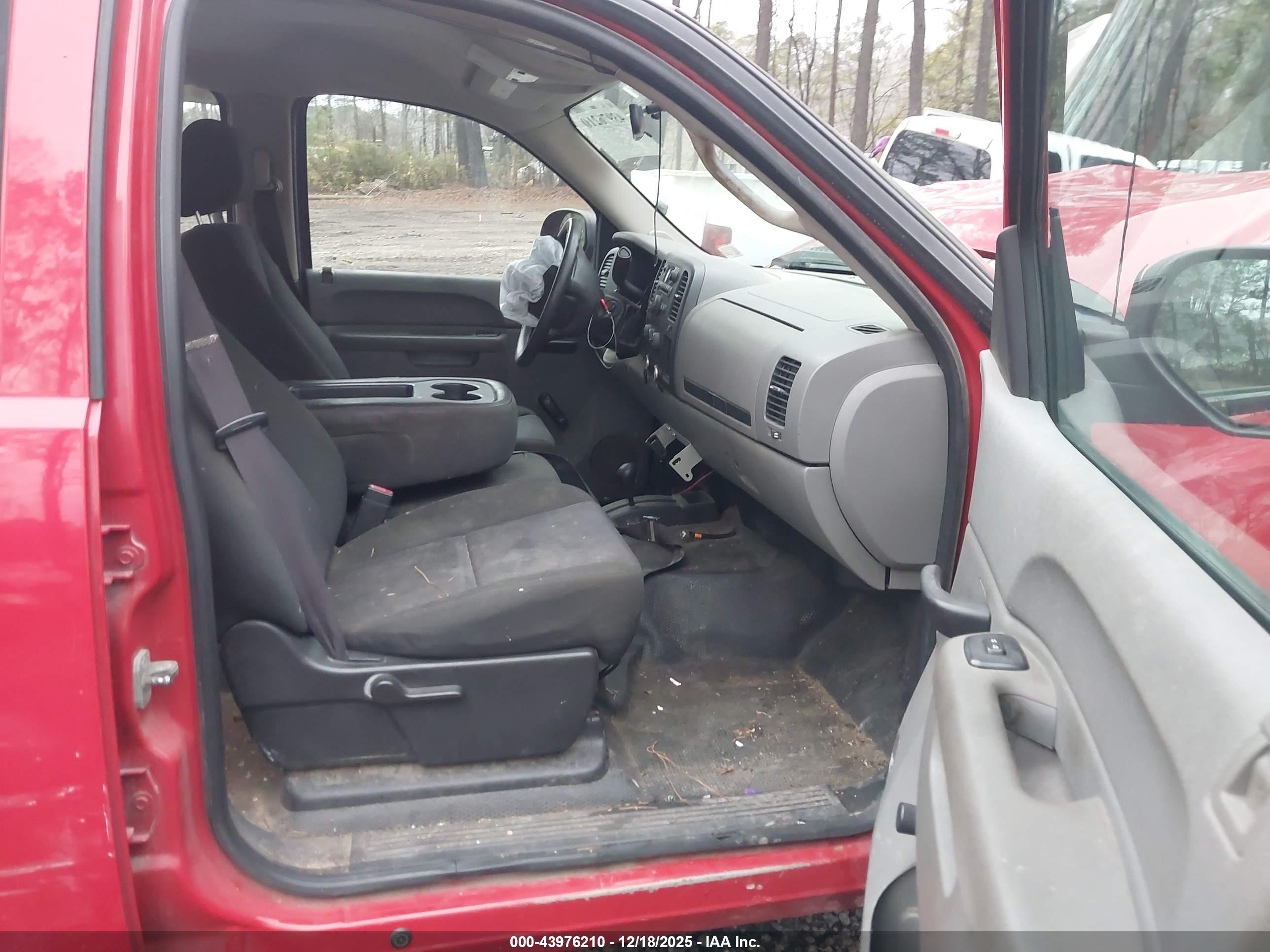 GMC SIERRA image 5