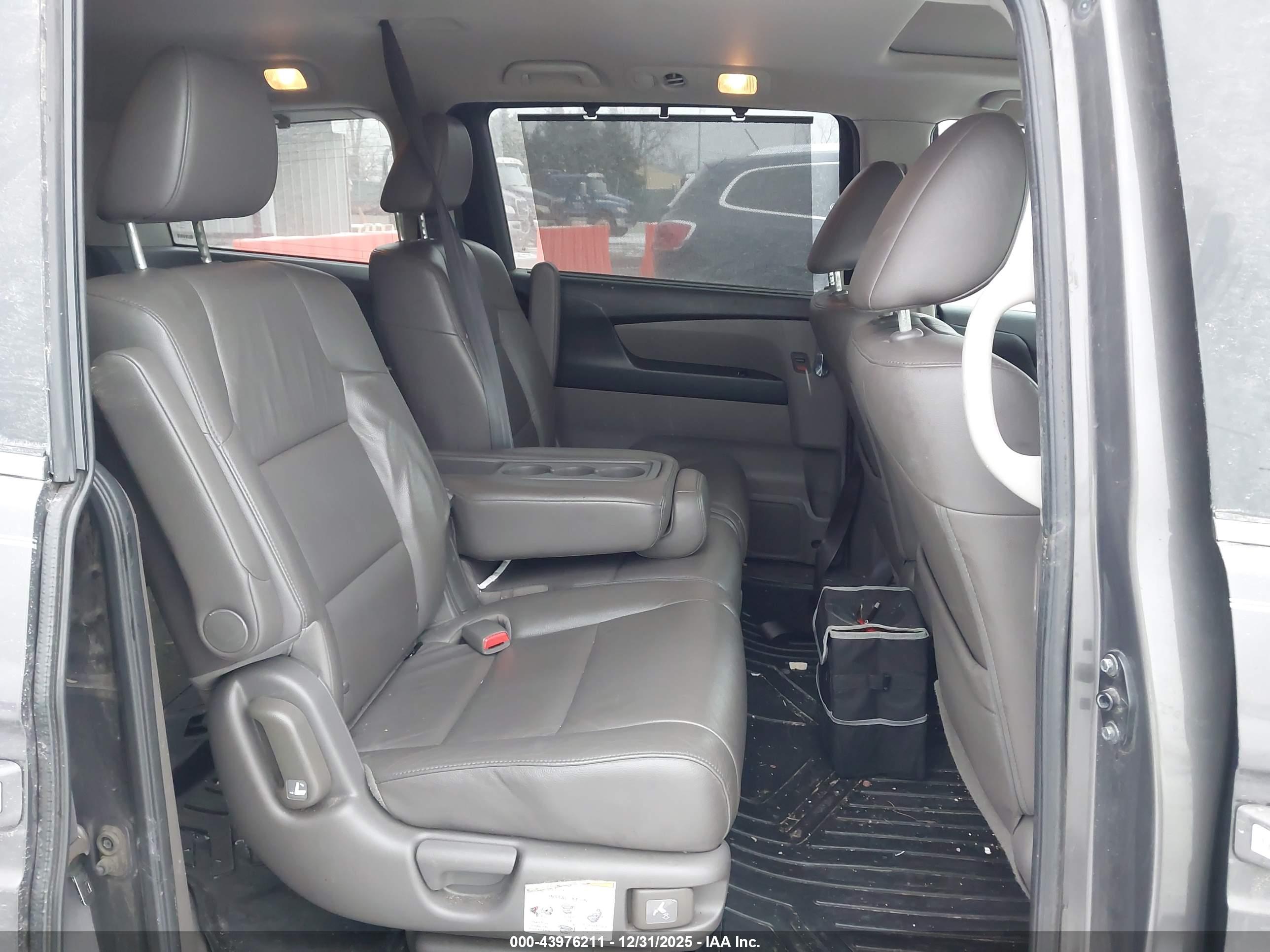 HONDA ODYSSEY image 8