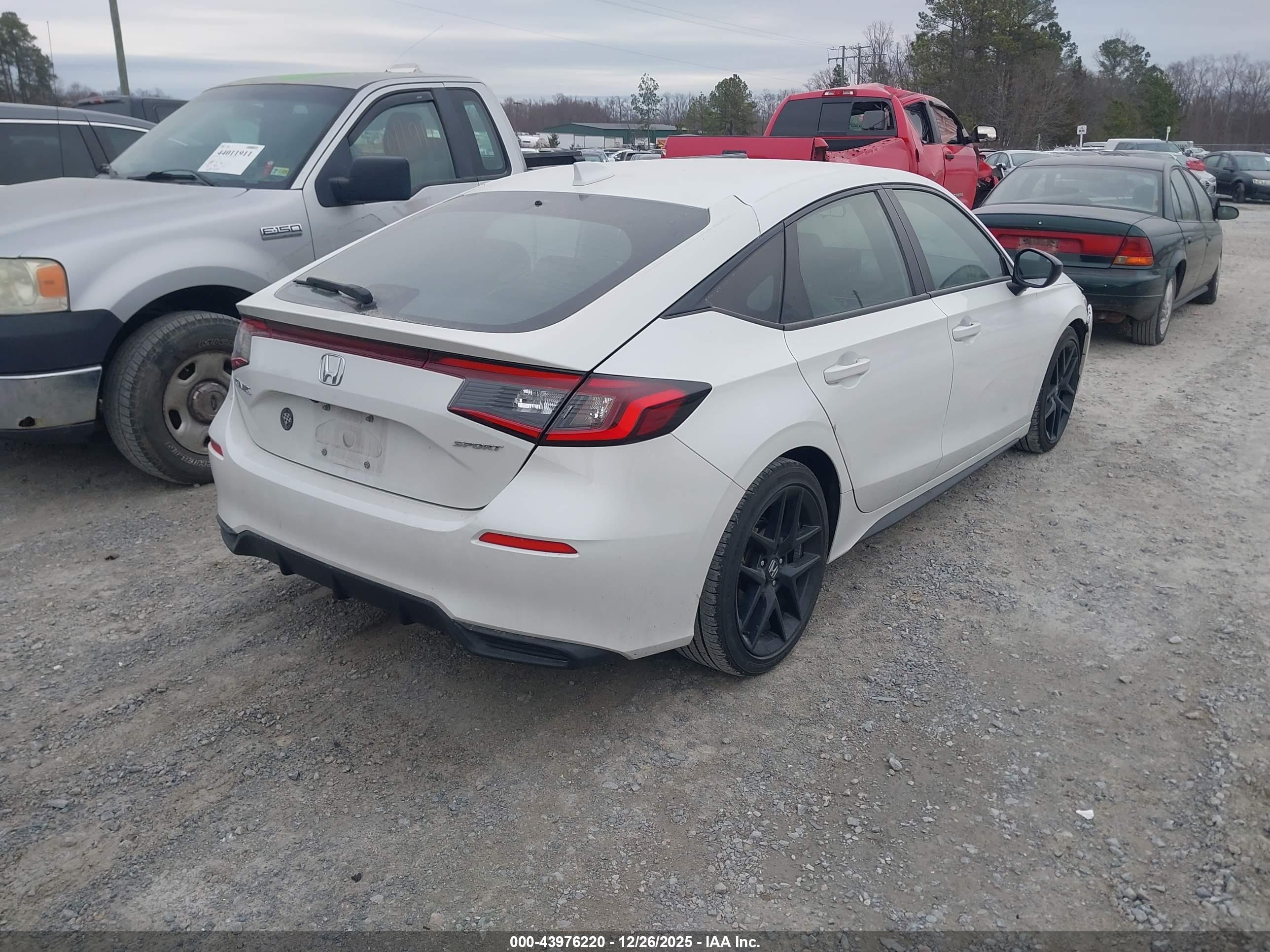 HONDA CIVIC image 4