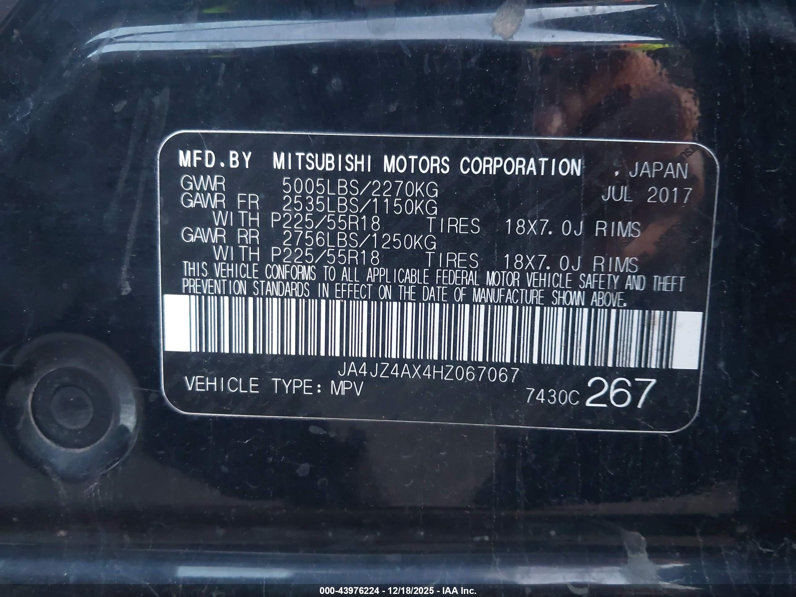 MITSUBISHI OUTLANDER image 9