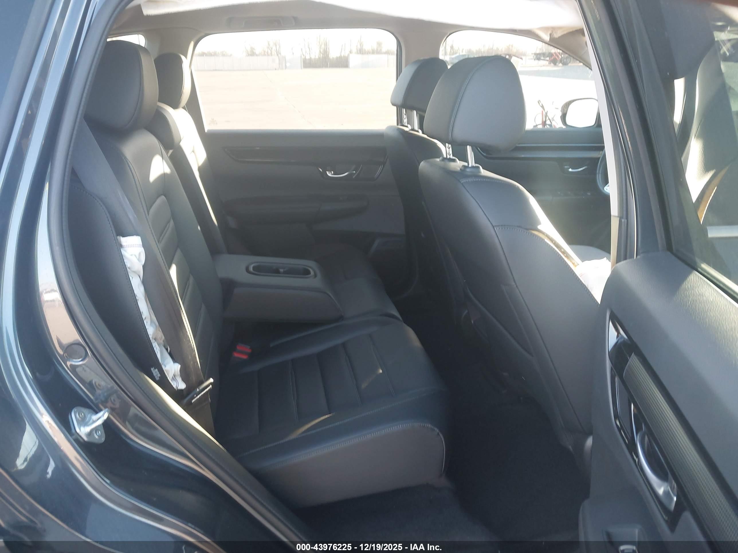 HONDA CR-V image 8