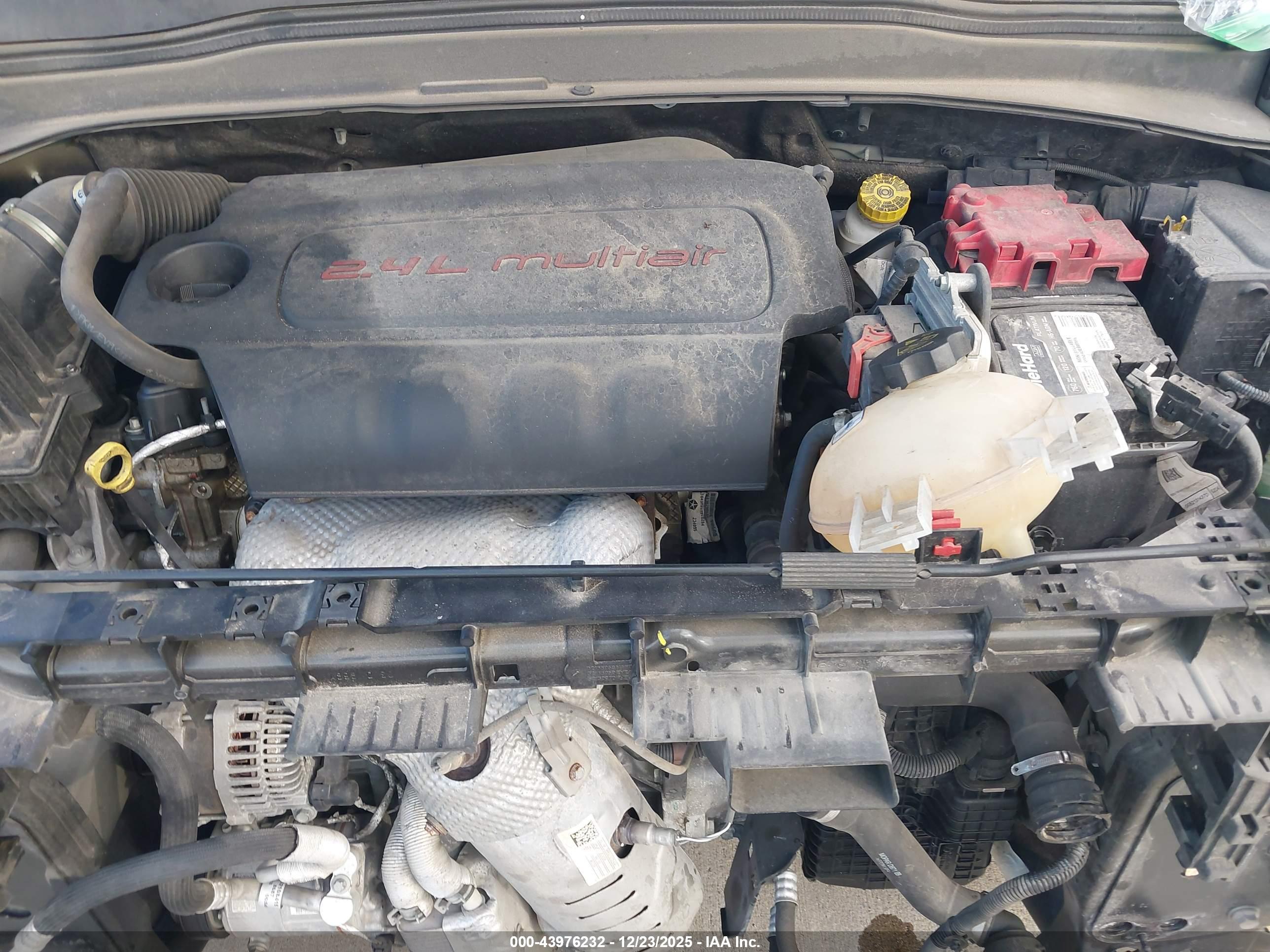 JEEP RENEGADE image 10