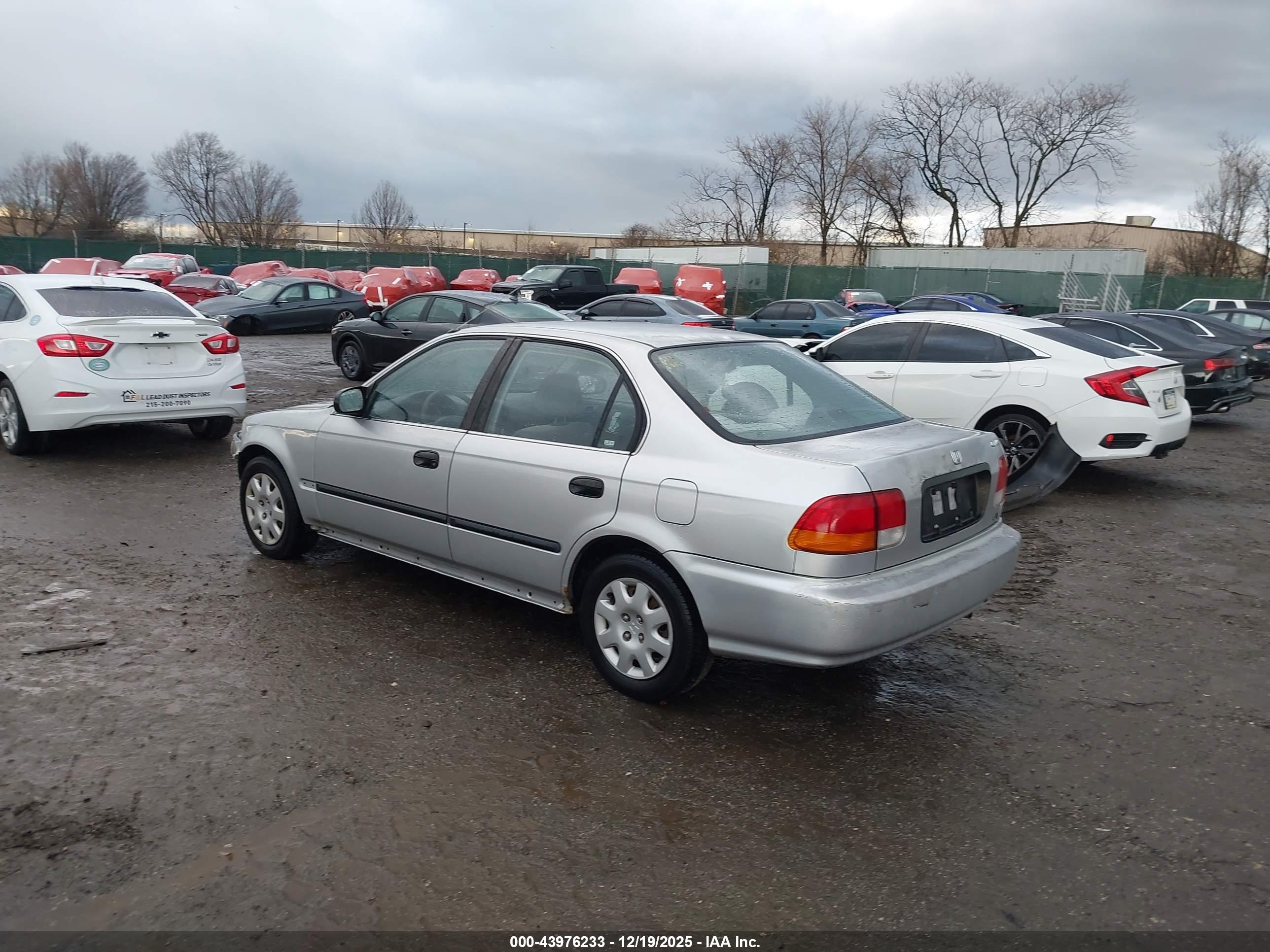HONDA CIVIC image 3