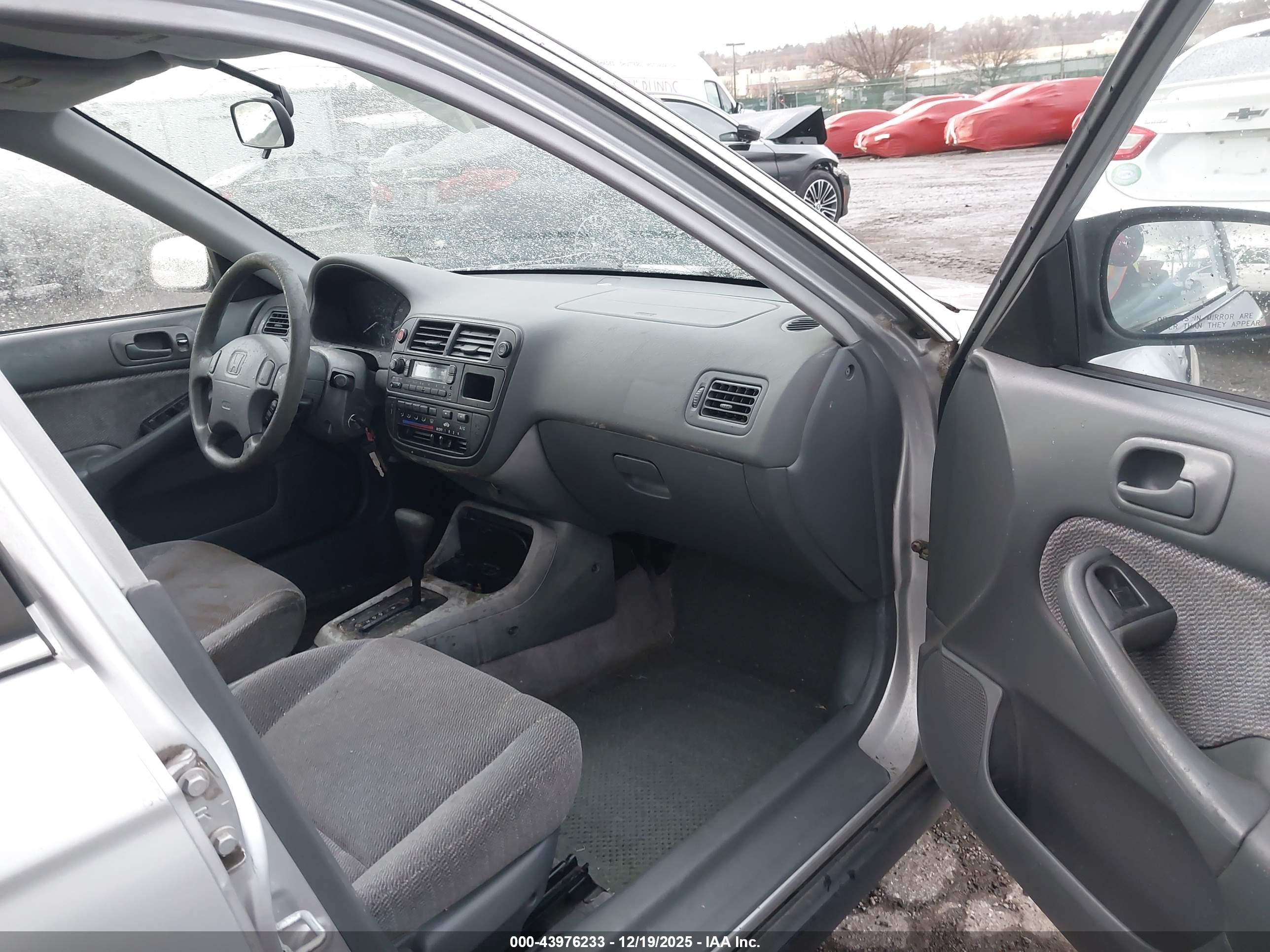 HONDA CIVIC image 5