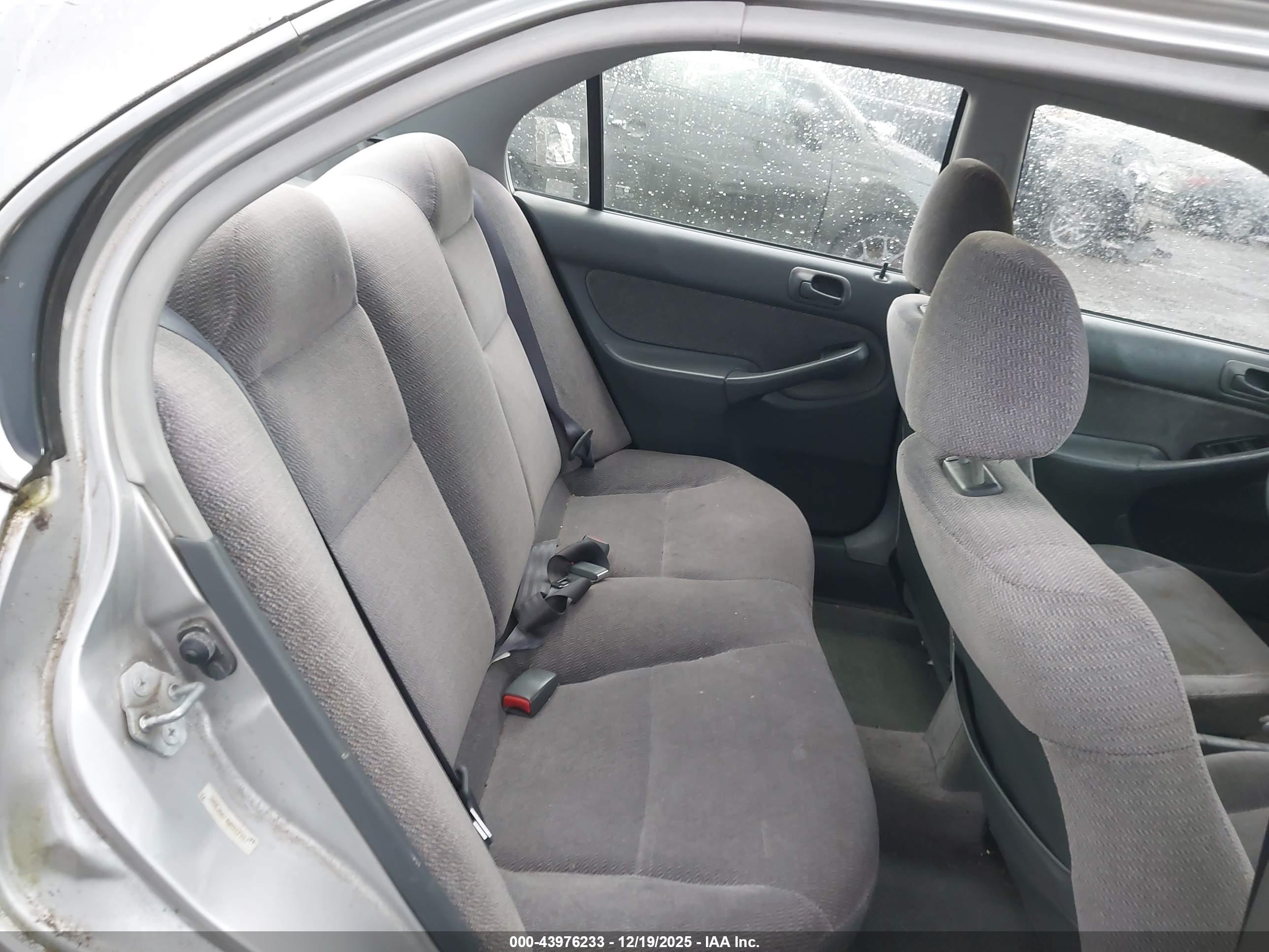 HONDA CIVIC image 8