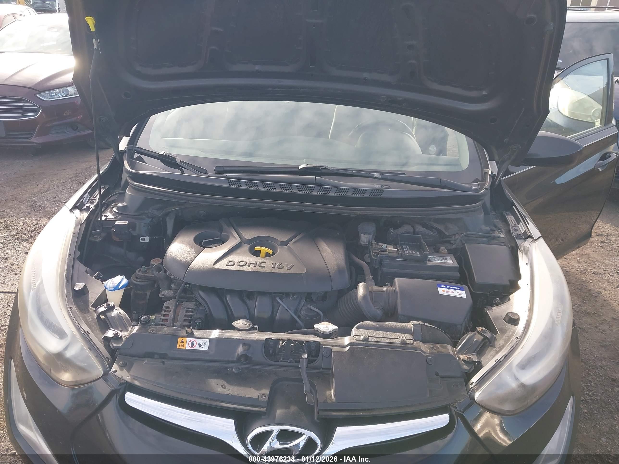 HYUNDAI ELANTRA image 10