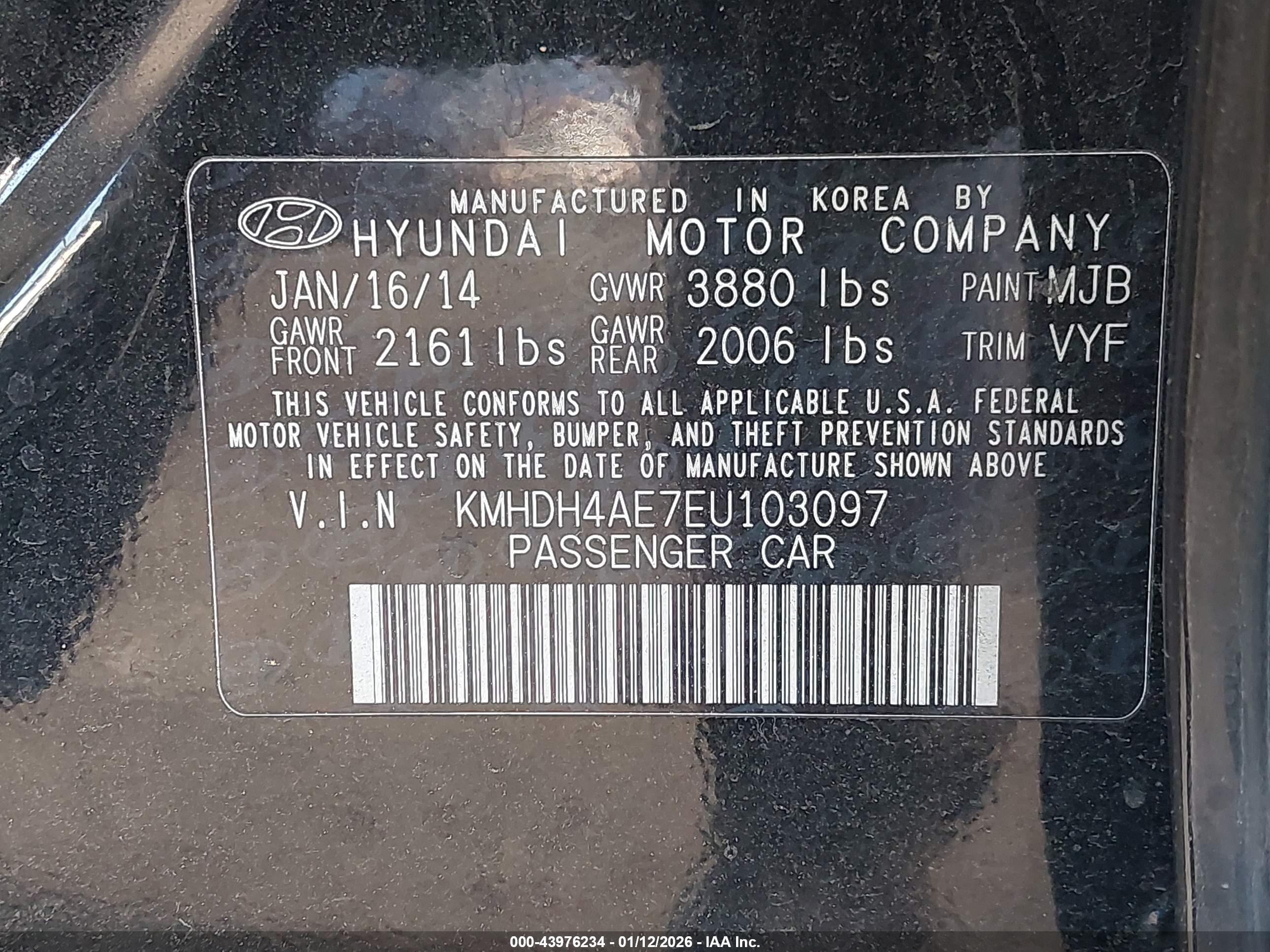 HYUNDAI ELANTRA image 9