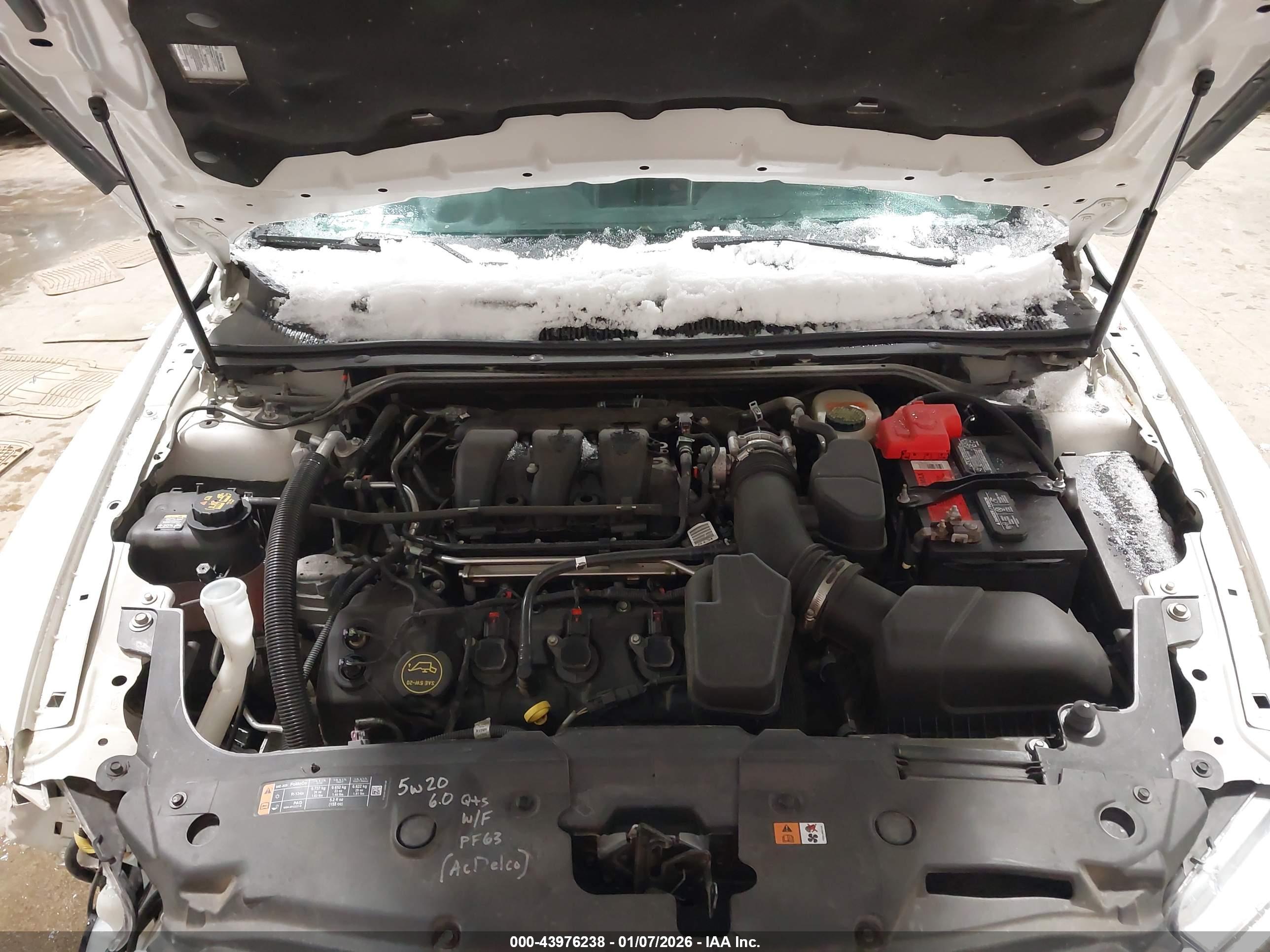 FORD TAURUS image 10