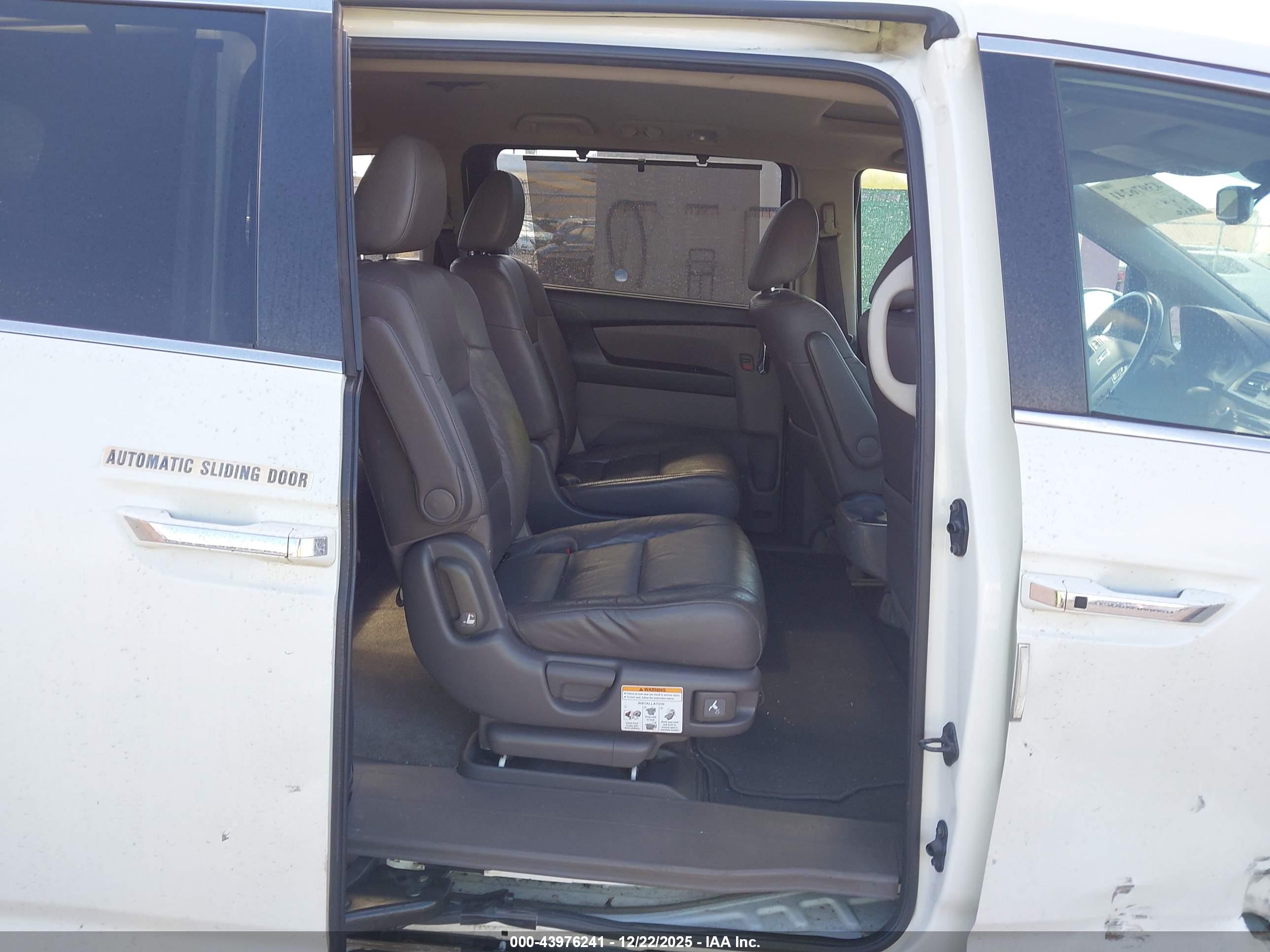 HONDA ODYSSEY image 8