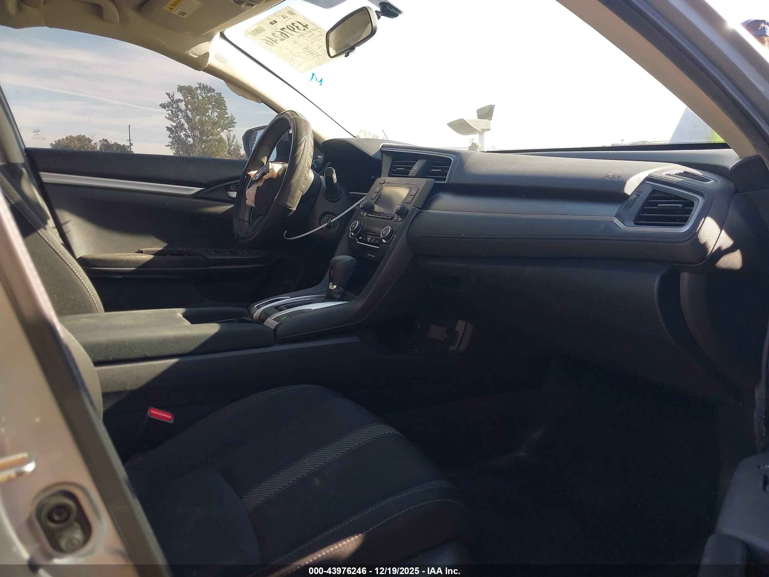 HONDA CIVIC image 5