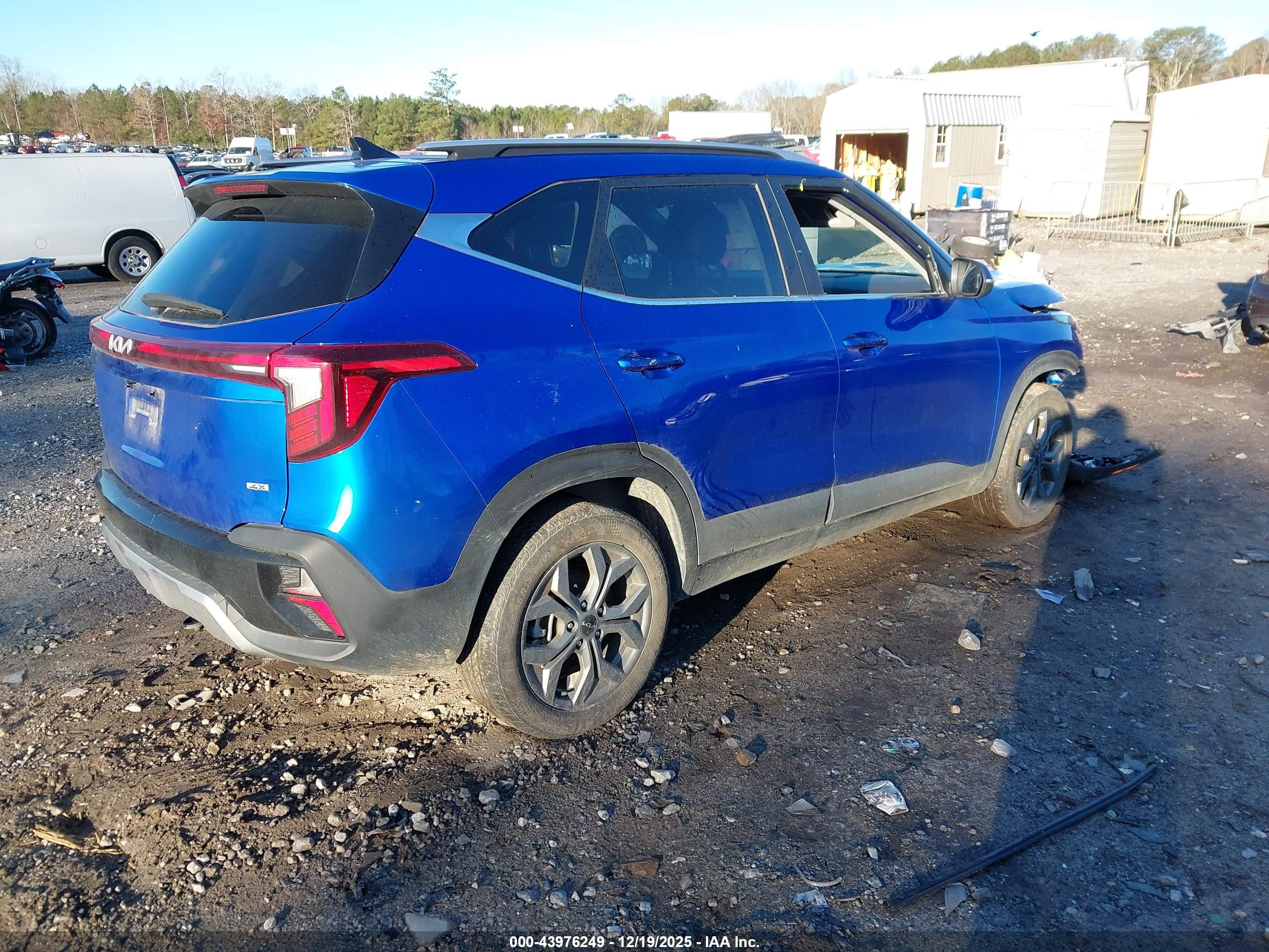 KIA SELTOS image 4