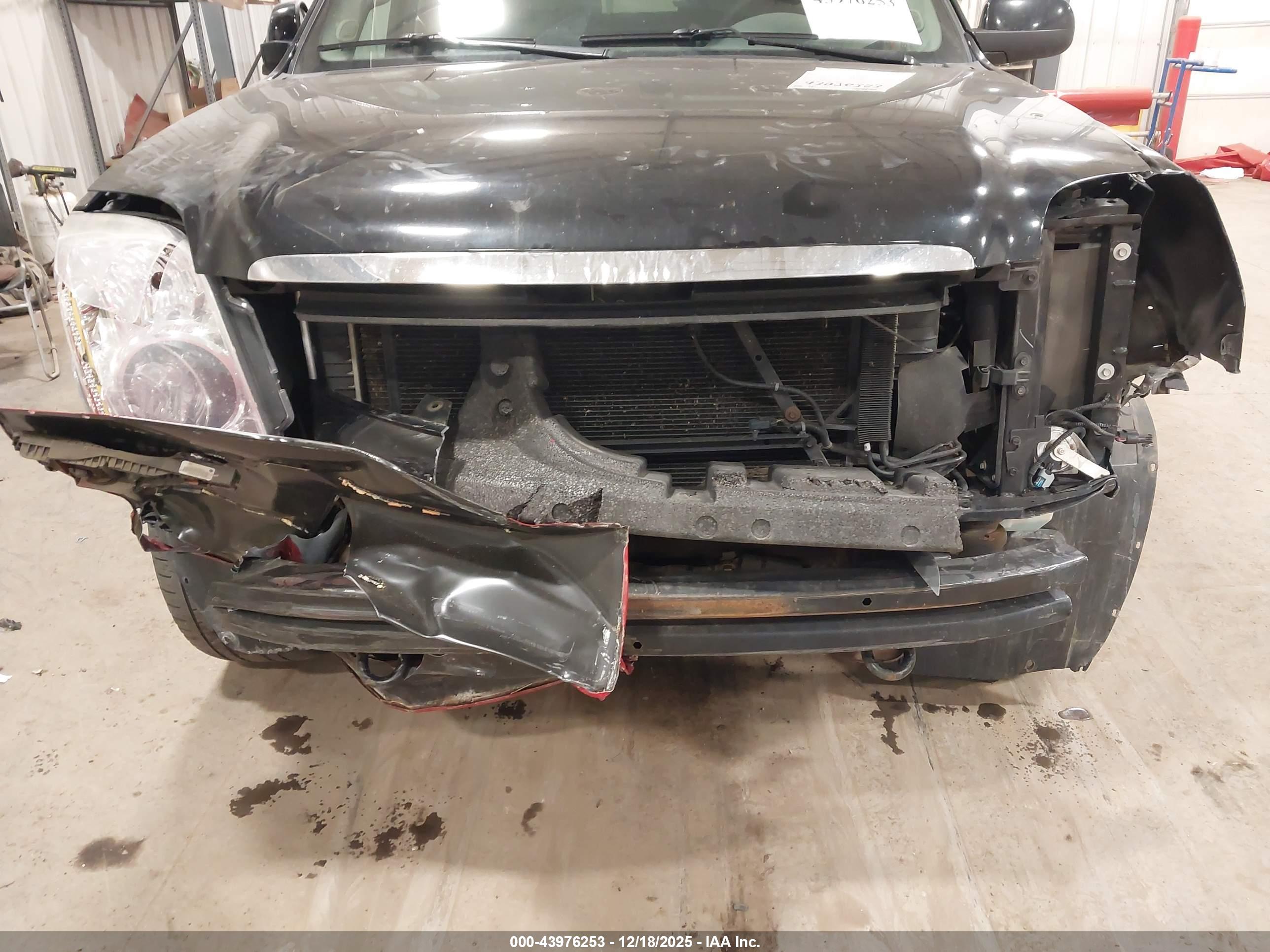 GMC YUKON image 6