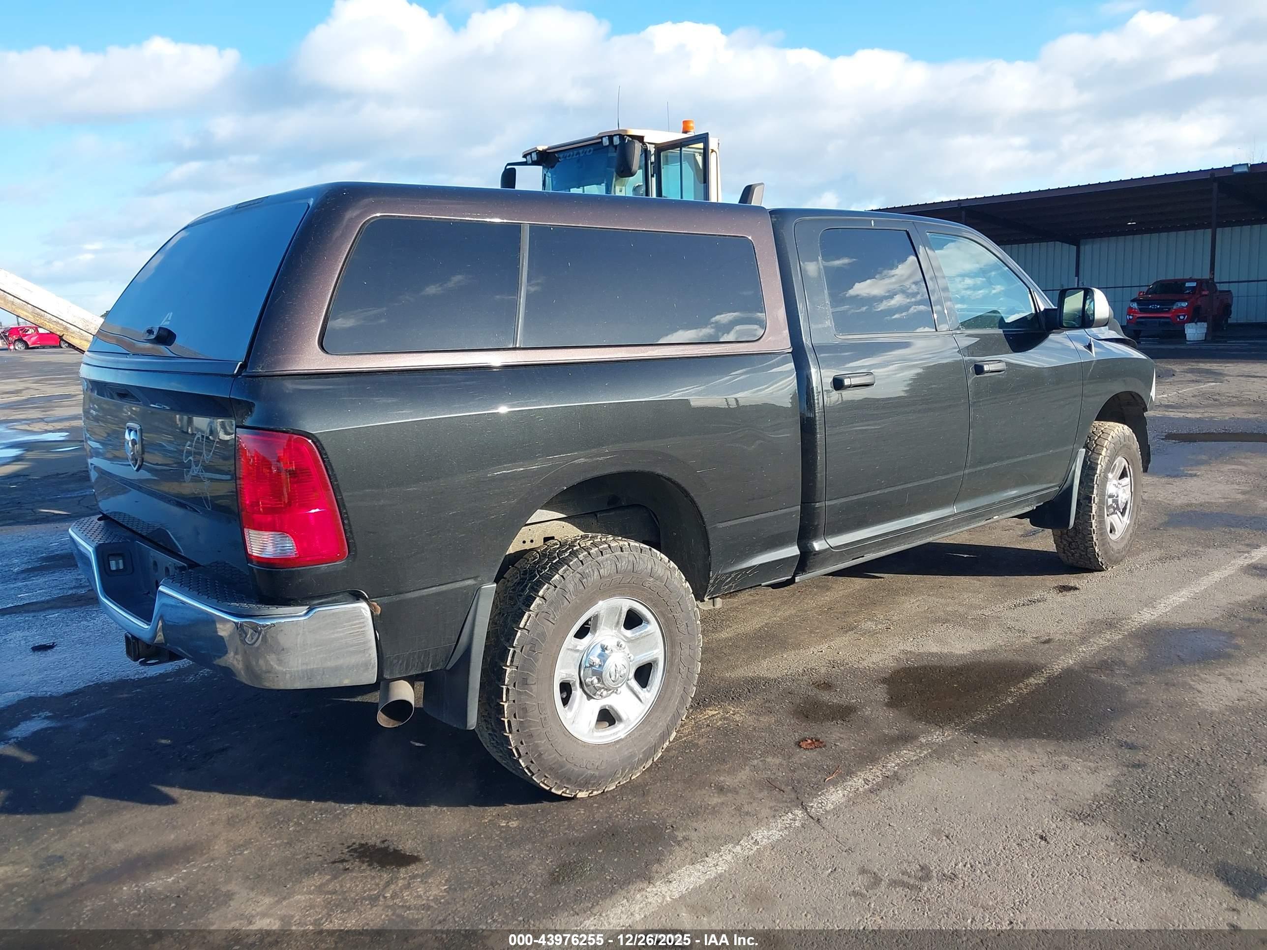 RAM 2500 image 4