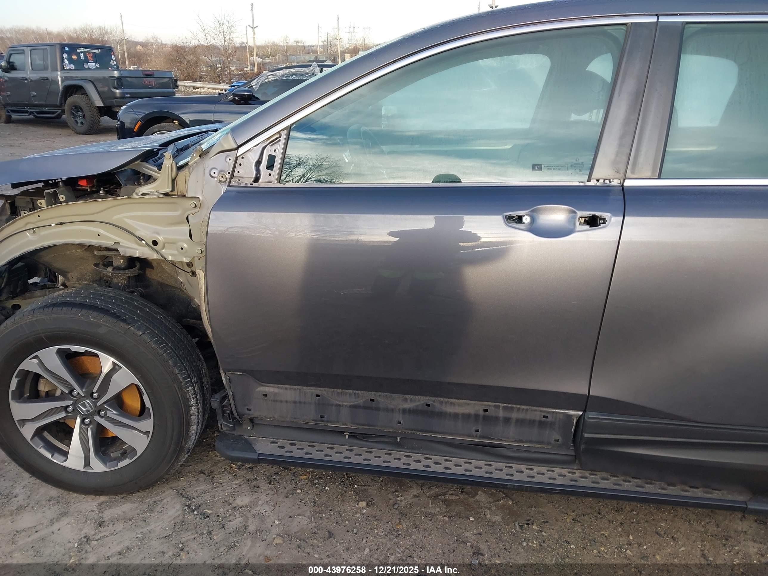 HONDA CR-V image 6