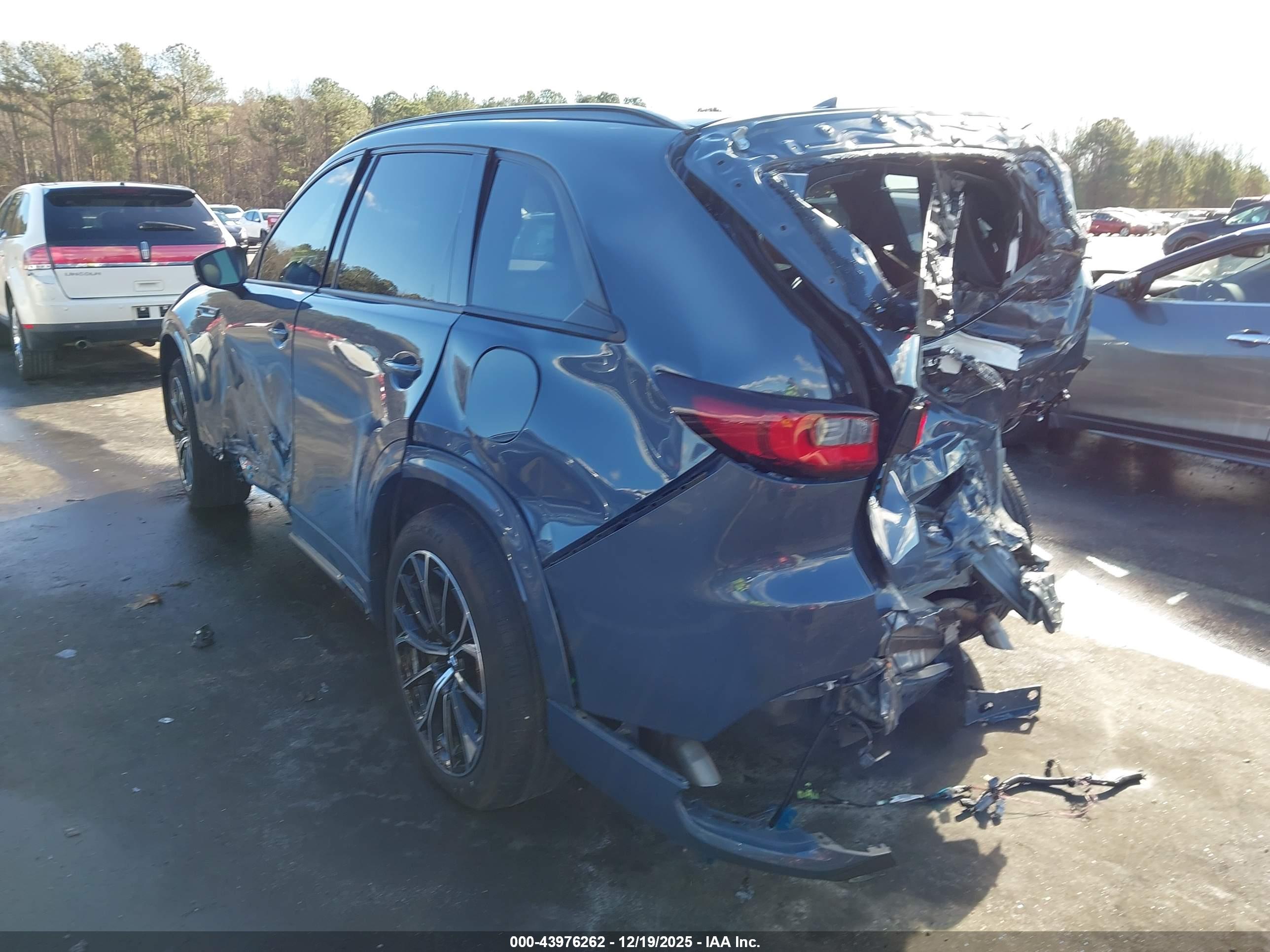 MAZDA CX-70 image 3