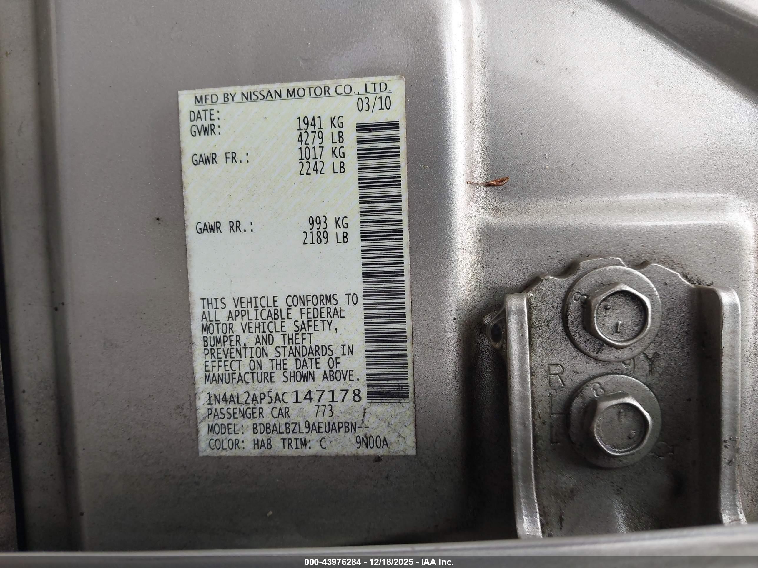 NISSAN ALTIMA image 9