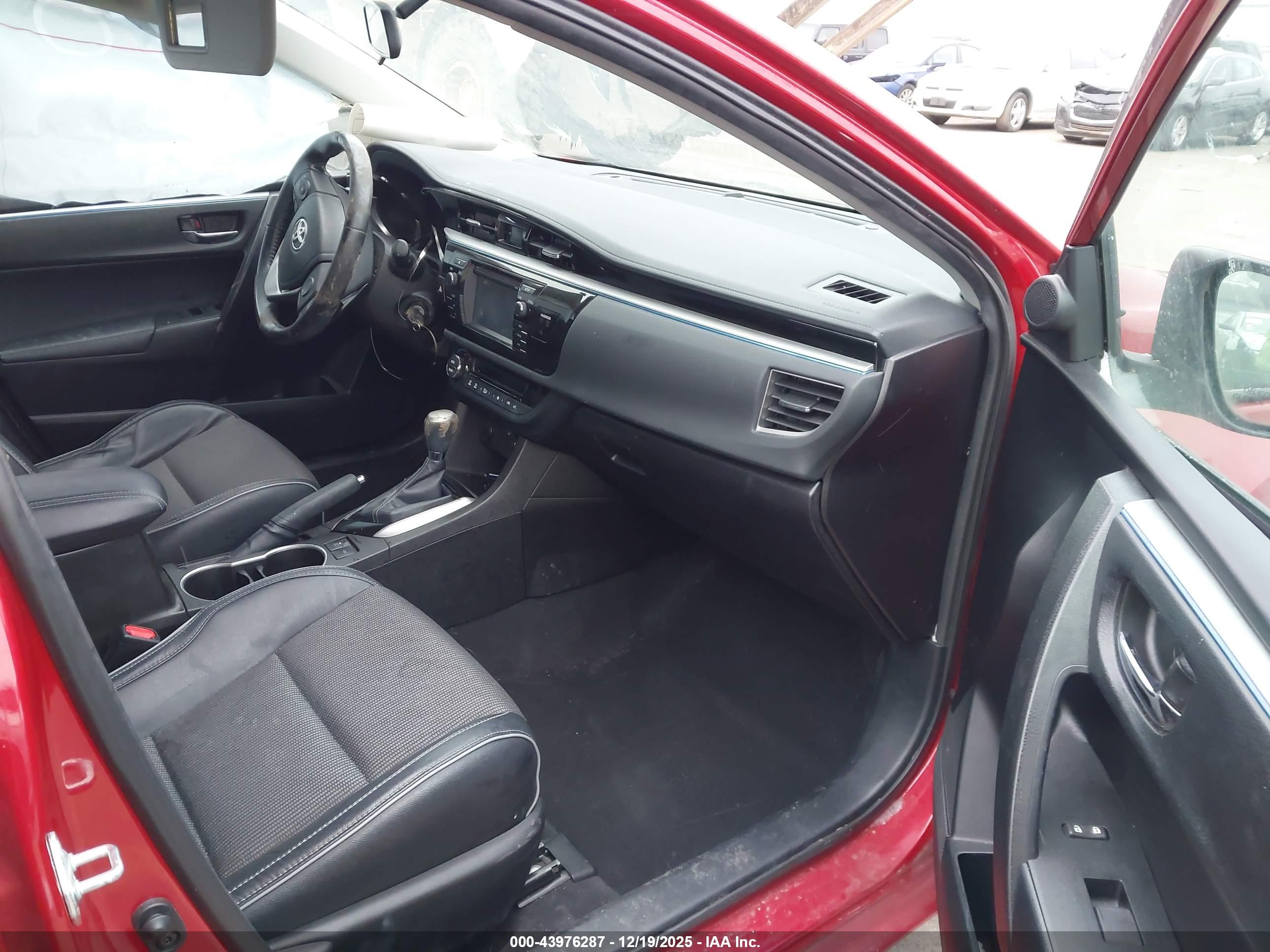 TOYOTA COROLLA image 5