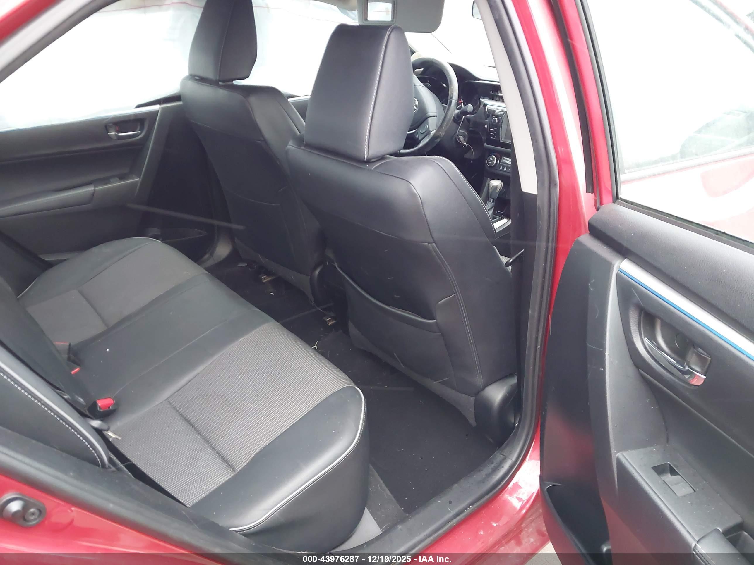 TOYOTA COROLLA image 8