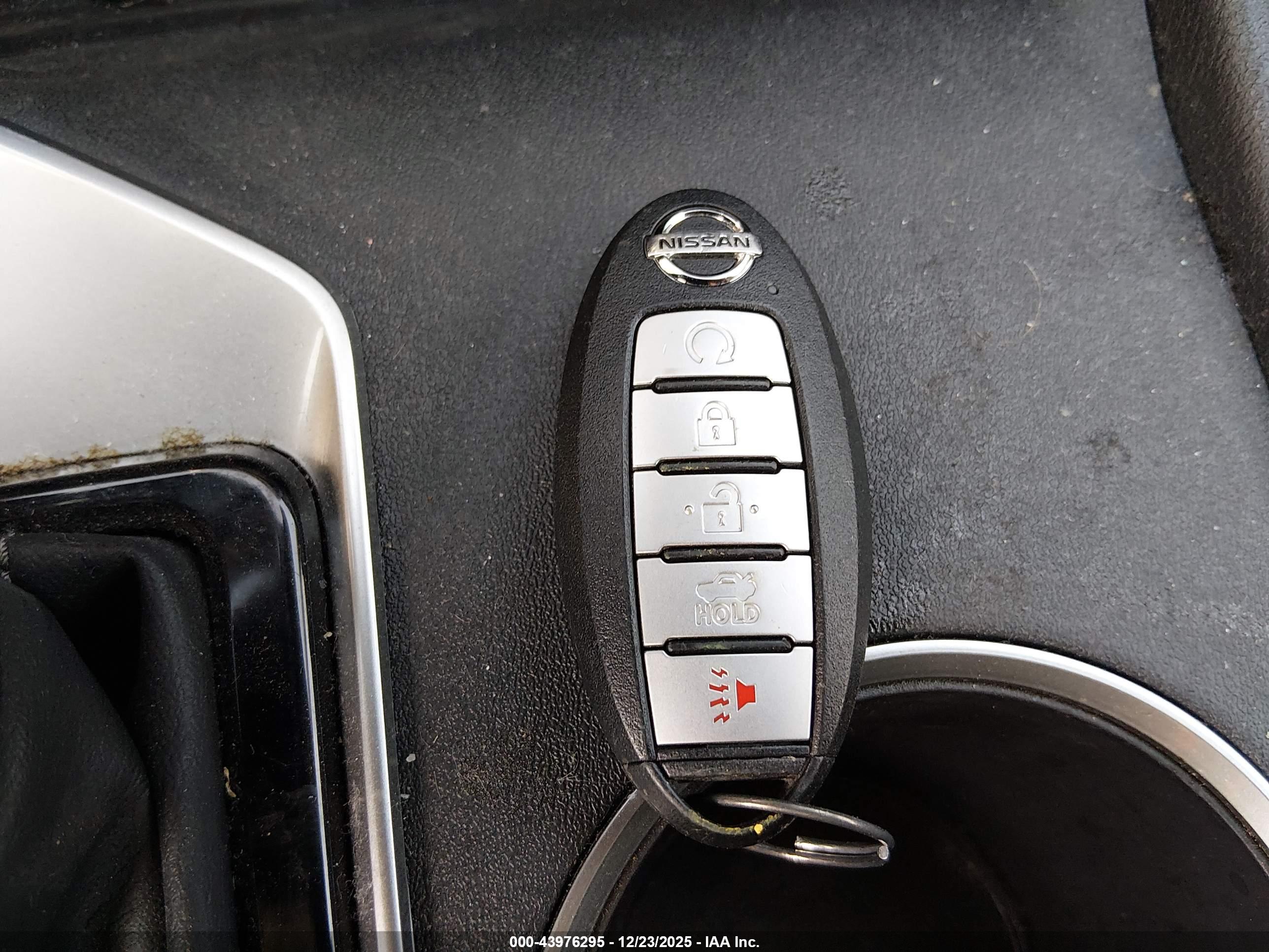 NISSAN ALTIMA image 11