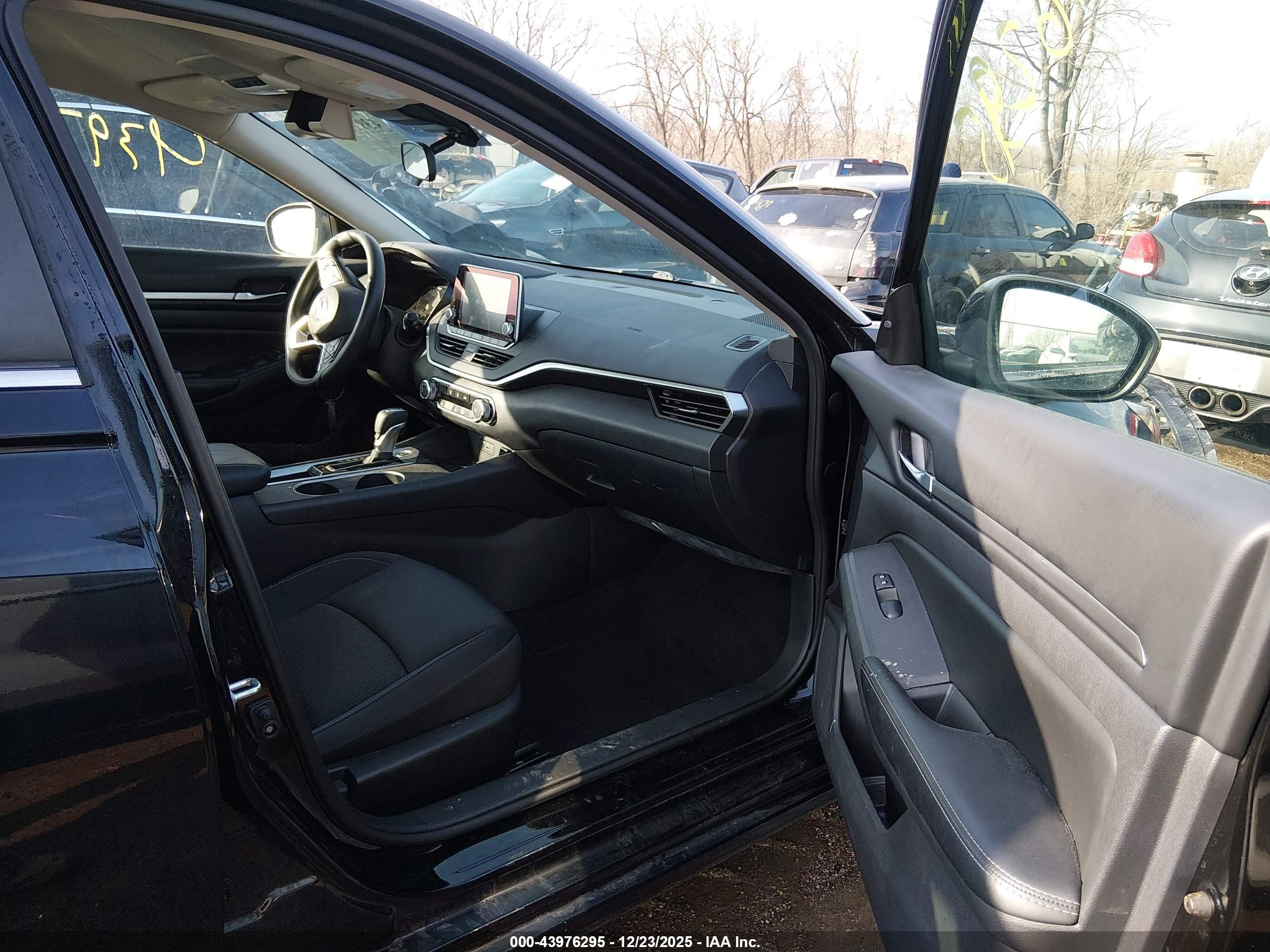 NISSAN ALTIMA image 5