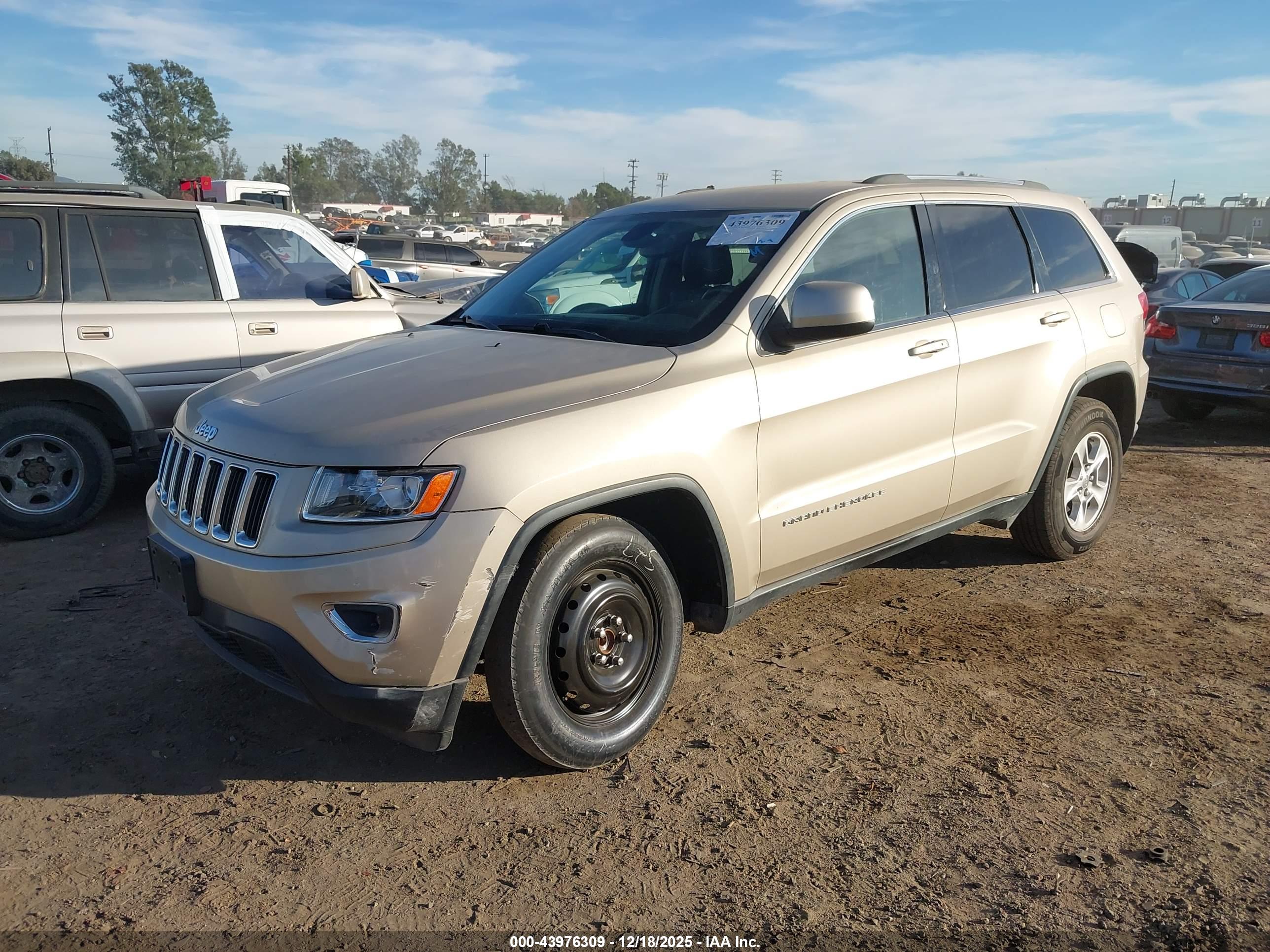 JEEP GRAND image 2