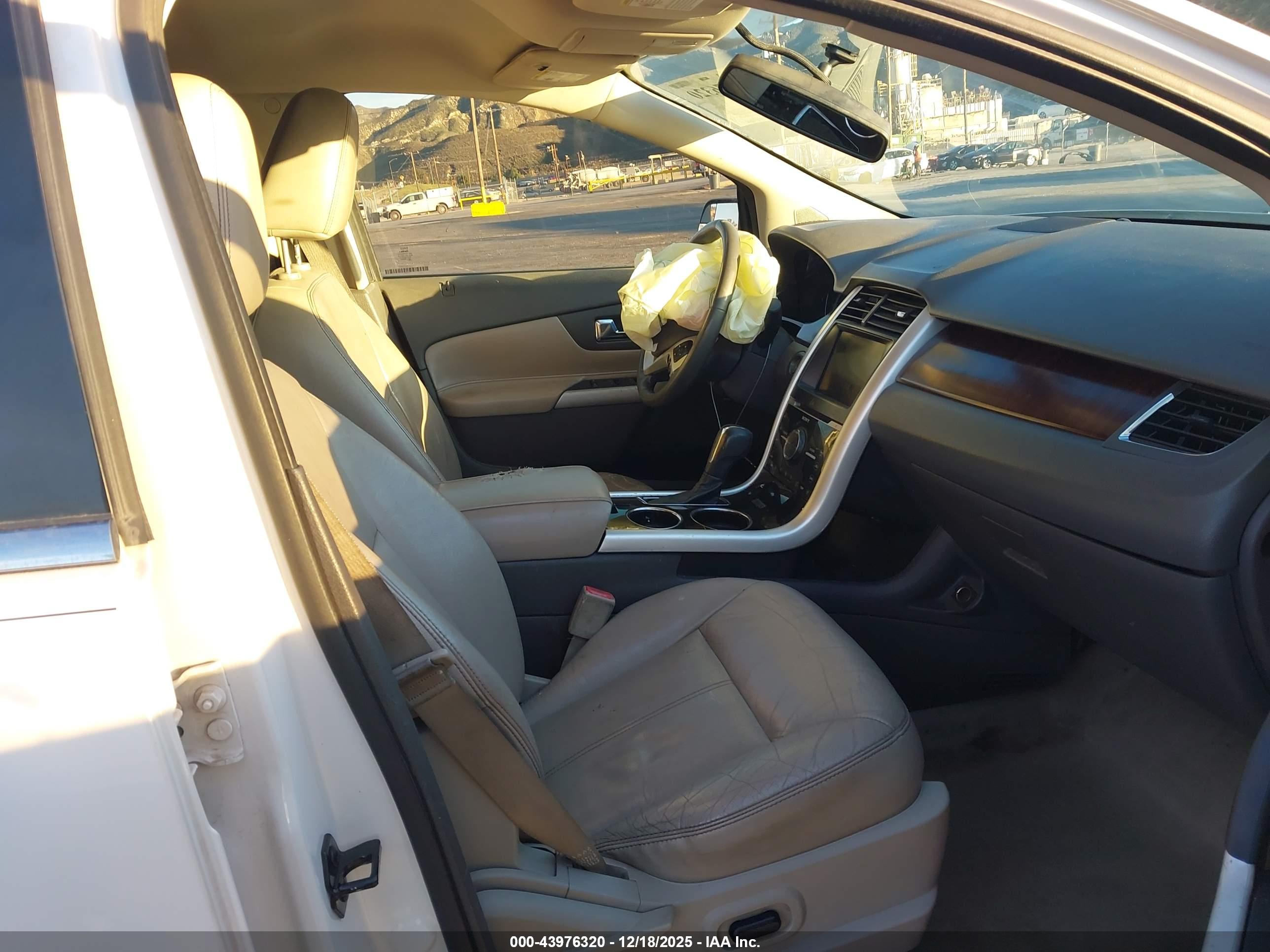 FORD EDGE image 5