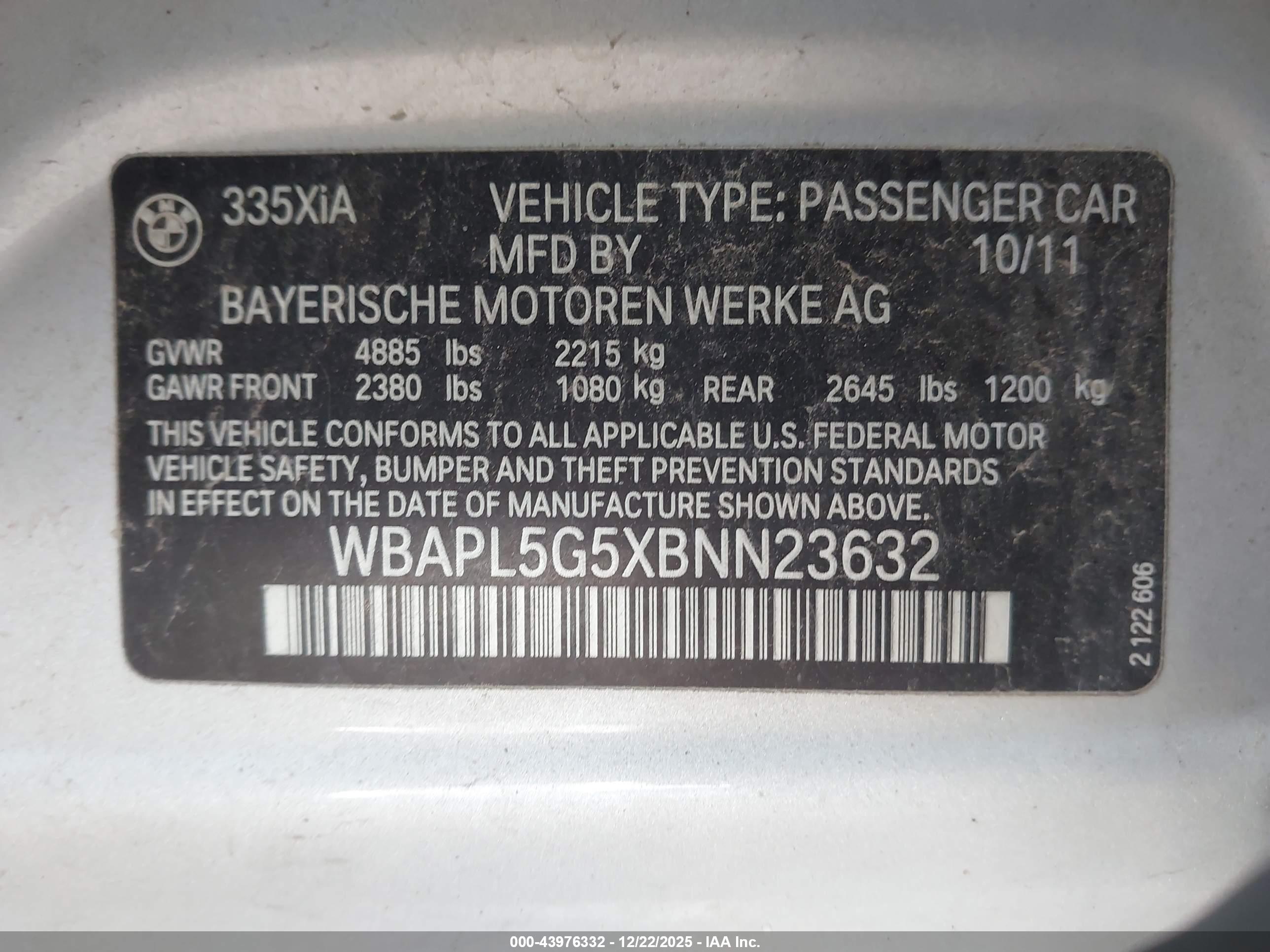 BMW 335I image 9