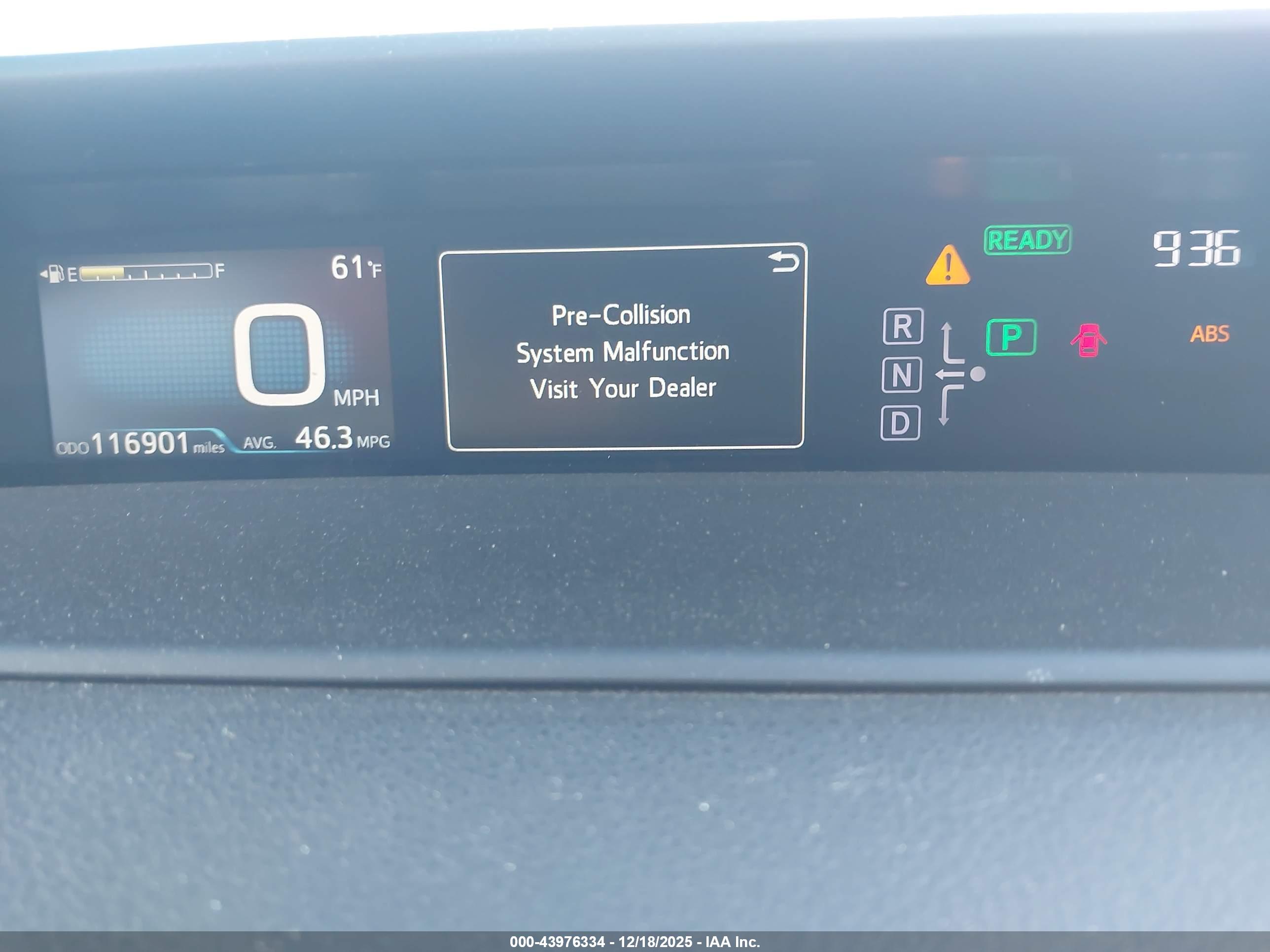 TOYOTA PRIUS image 7