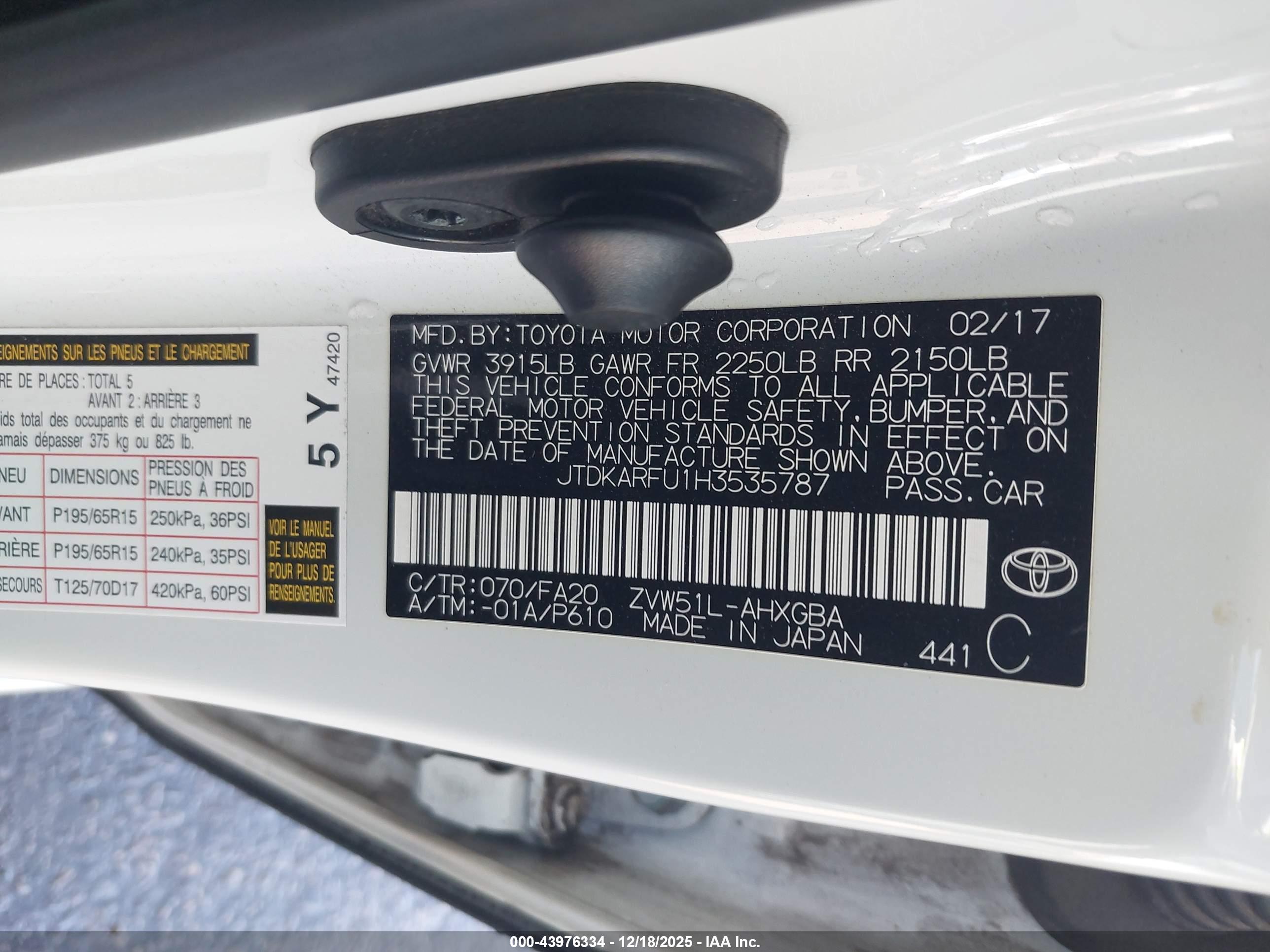 TOYOTA PRIUS image 9