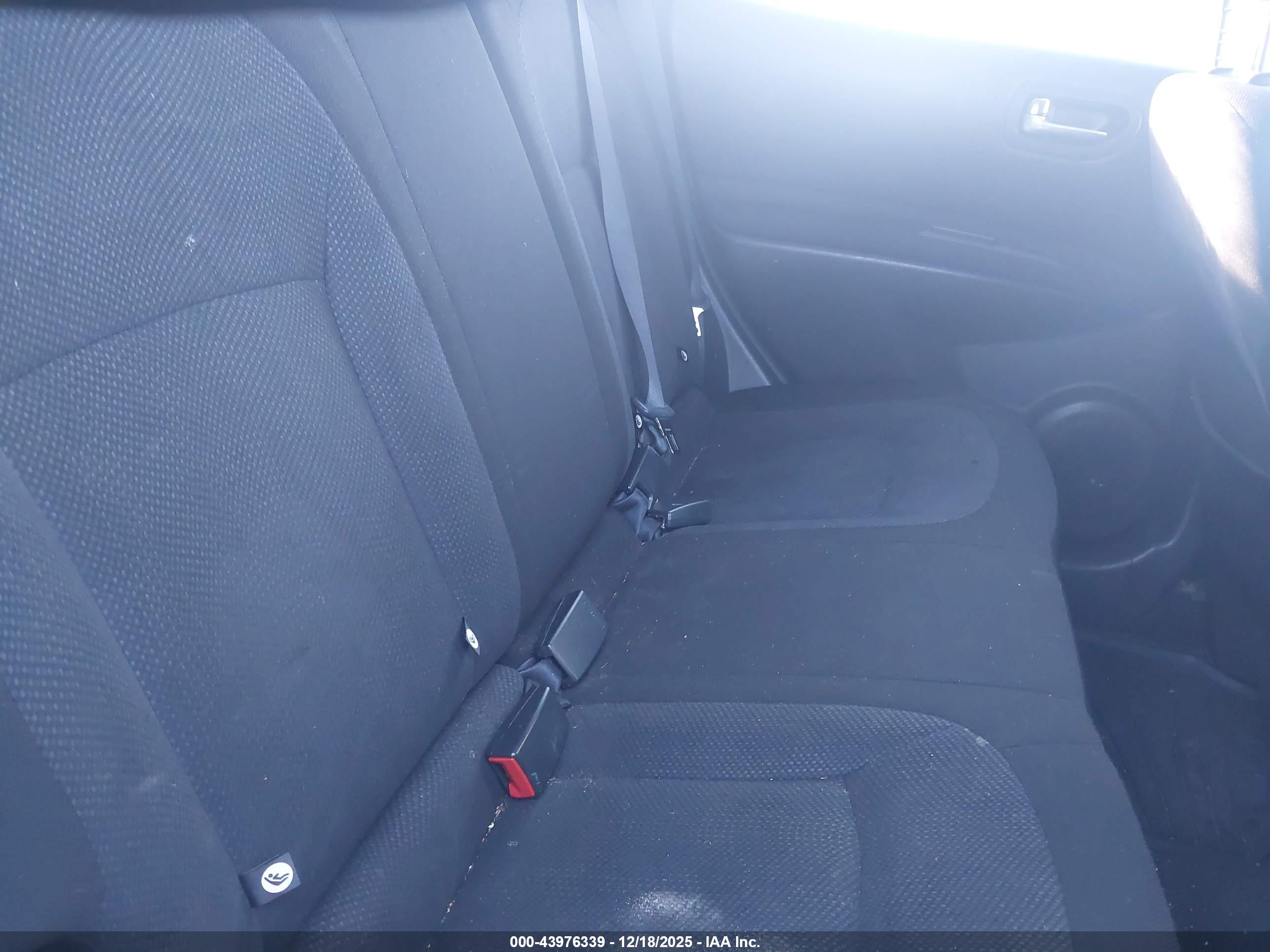 NISSAN ROGUE image 8