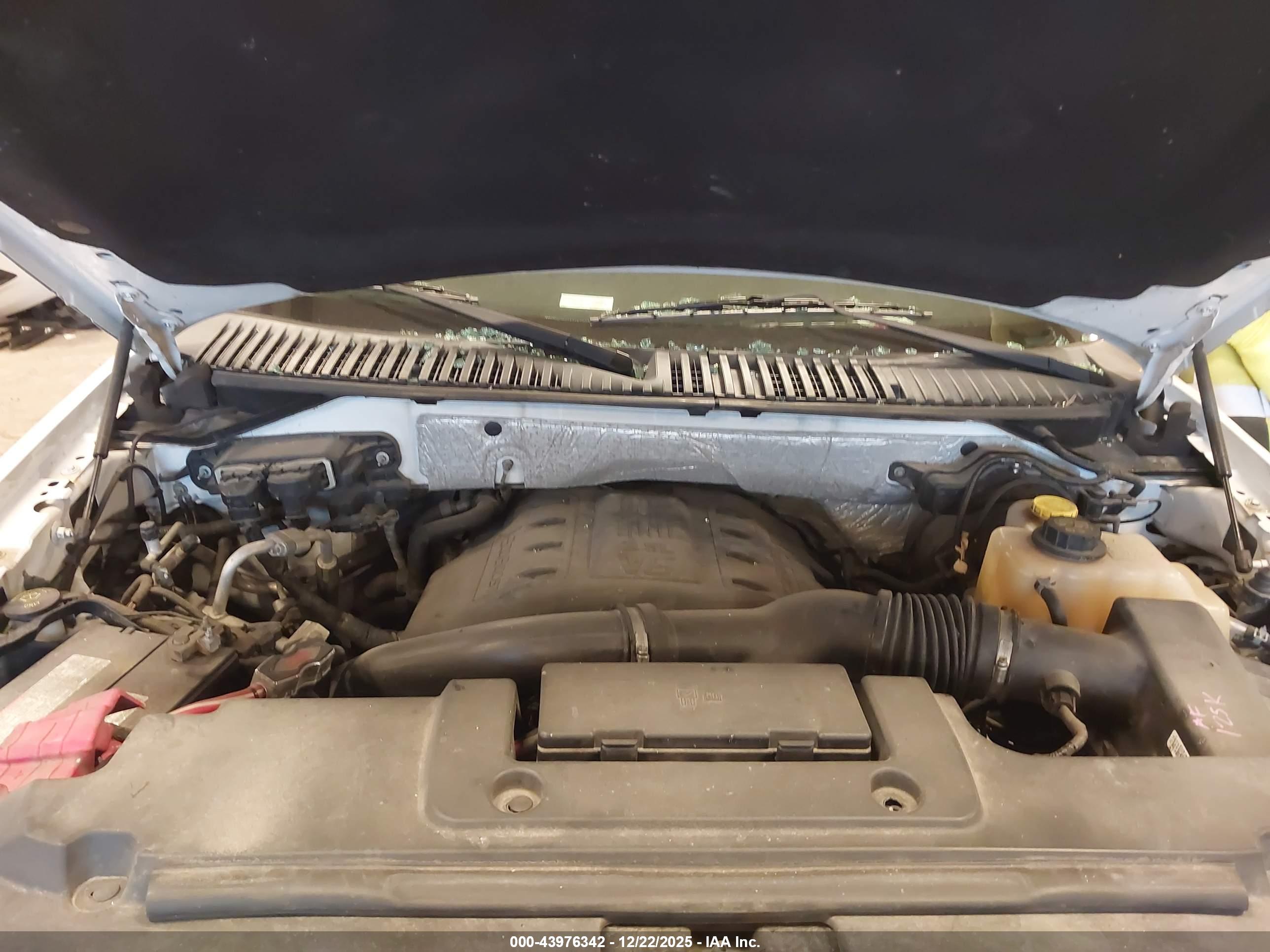 FORD EXPEDITION image 10