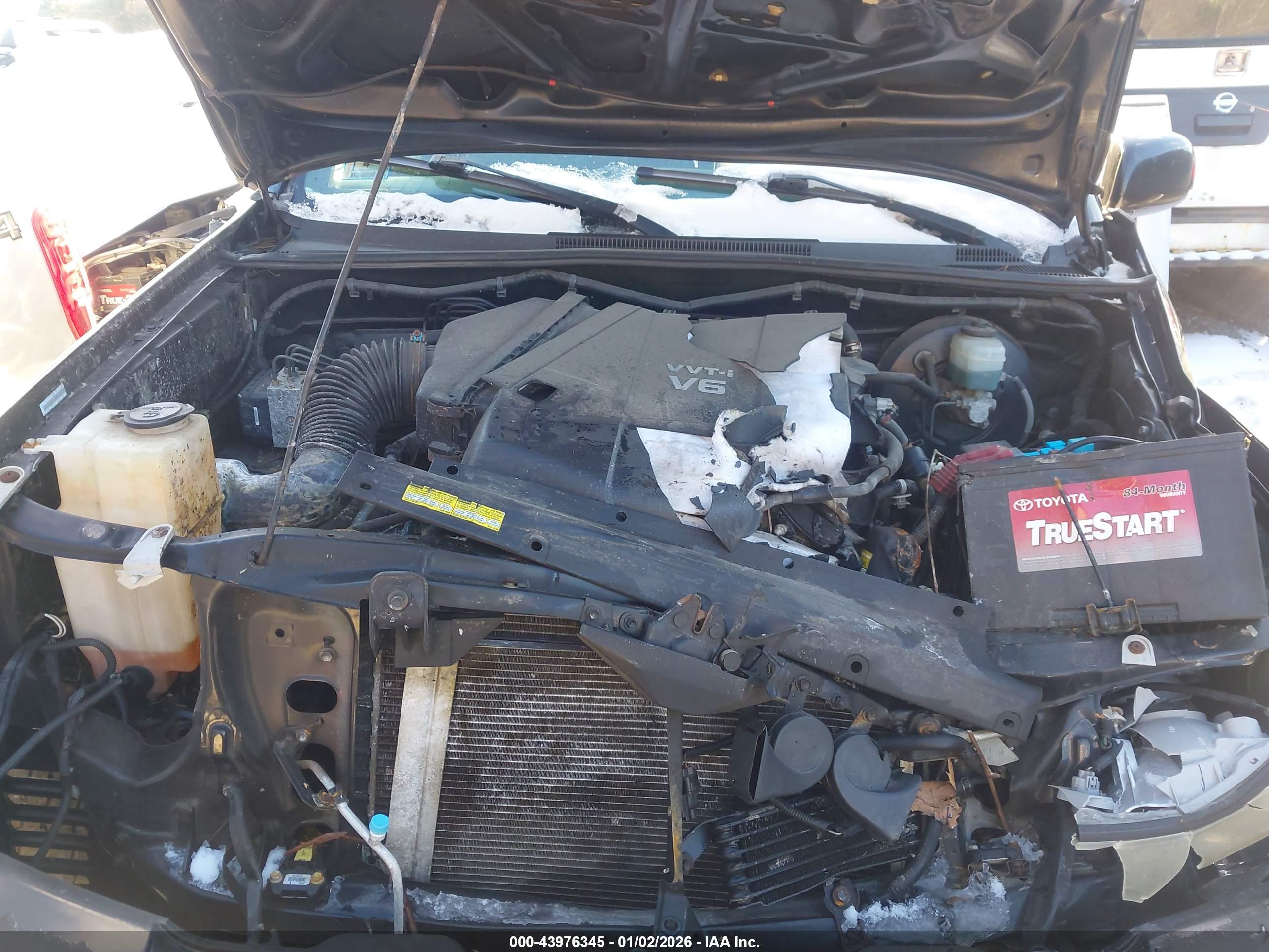 TOYOTA TACOMA image 10