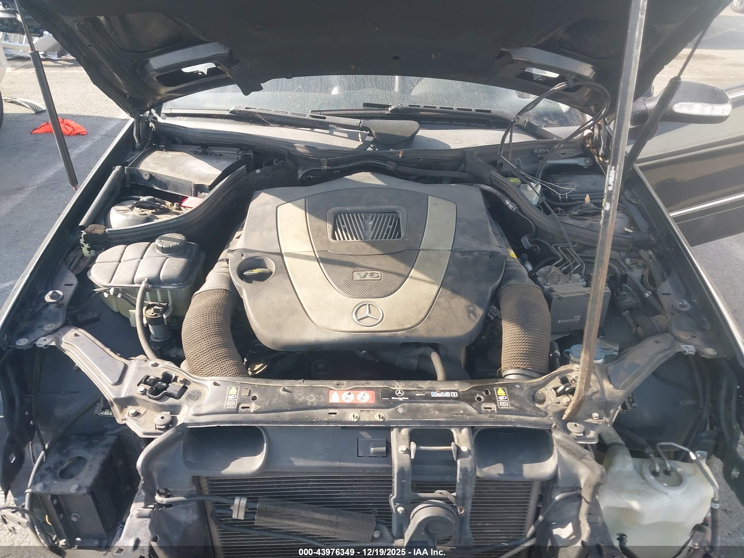 MERCEDES-BENZ CLK image 10