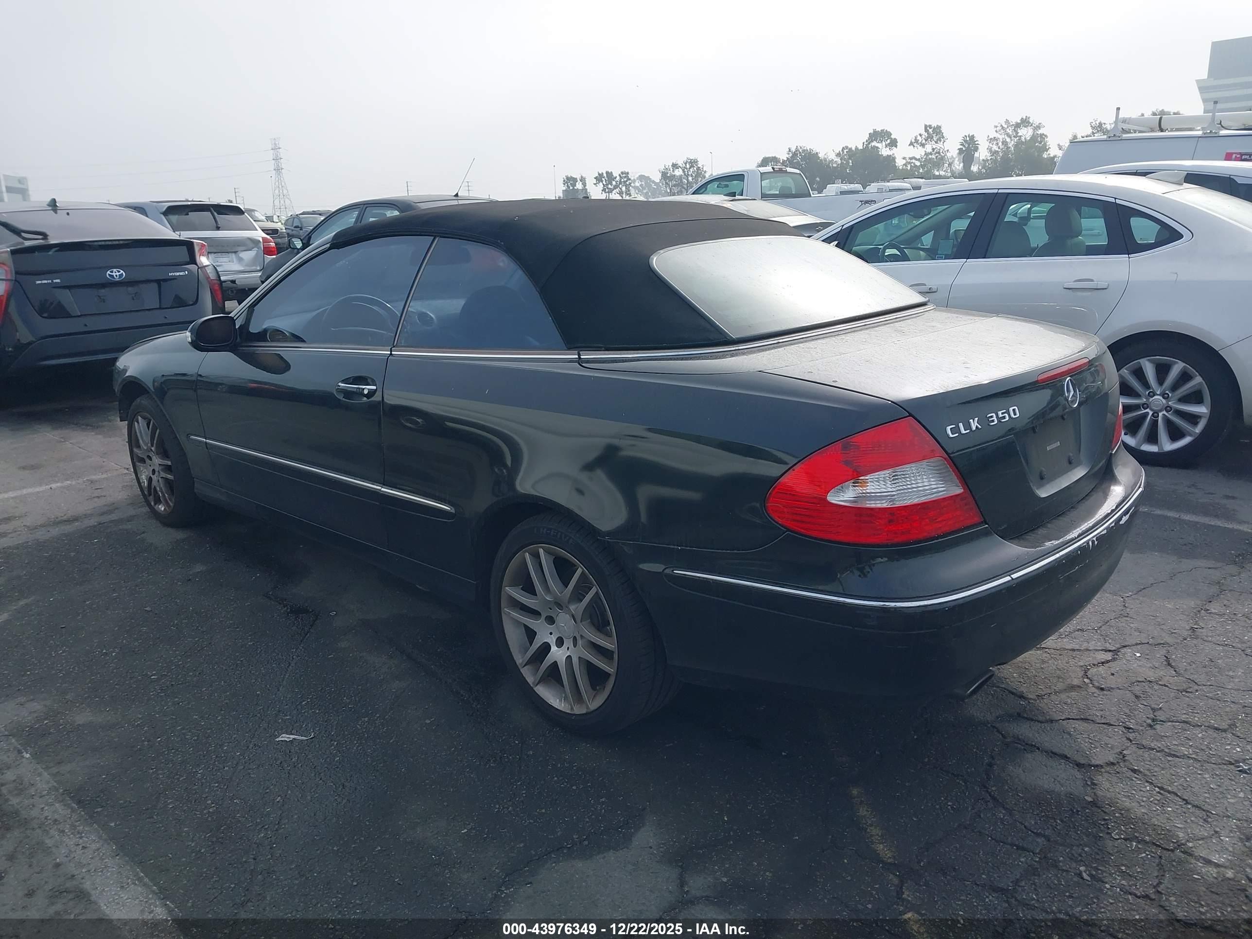MERCEDES-BENZ CLK image 3
